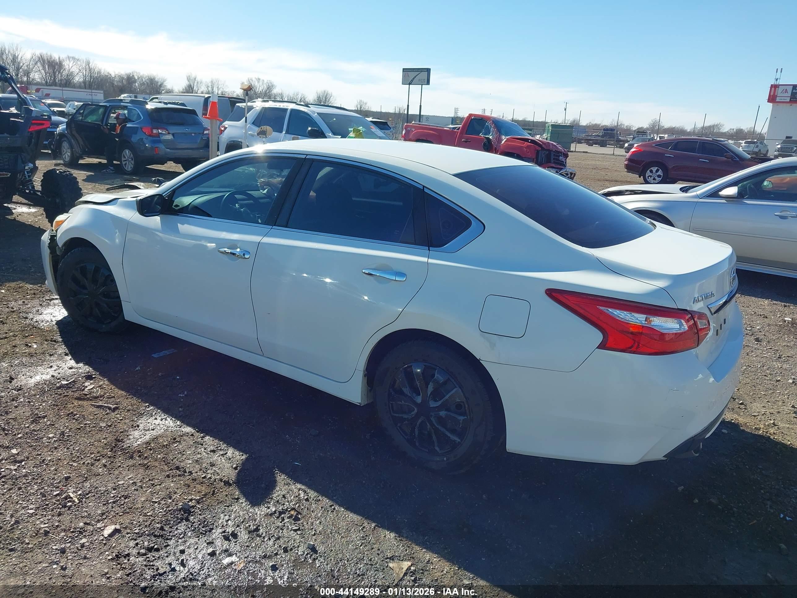 NISSAN ALTIMA image 3