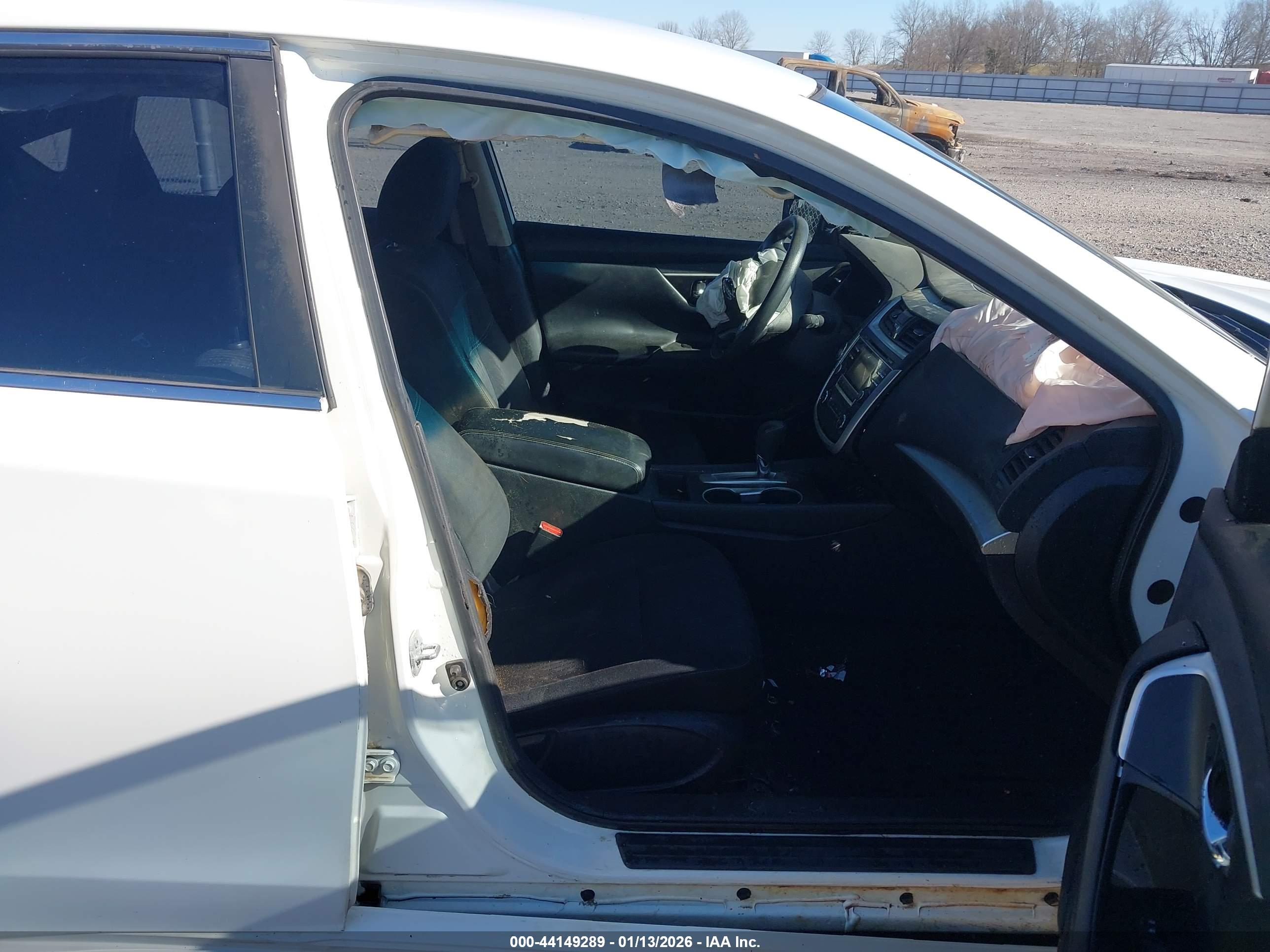 NISSAN ALTIMA image 5