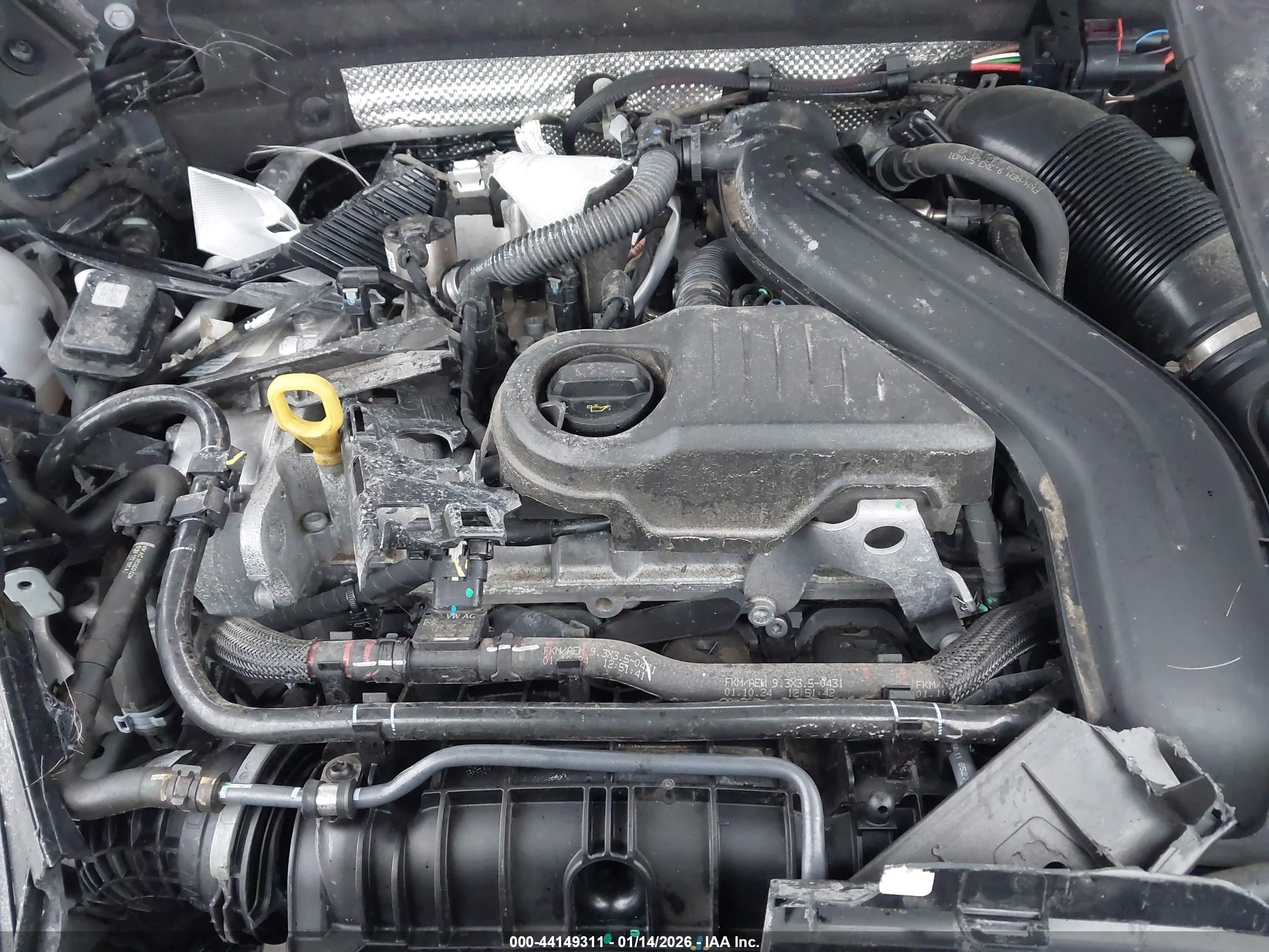 VOLKSWAGEN TAOS image 10