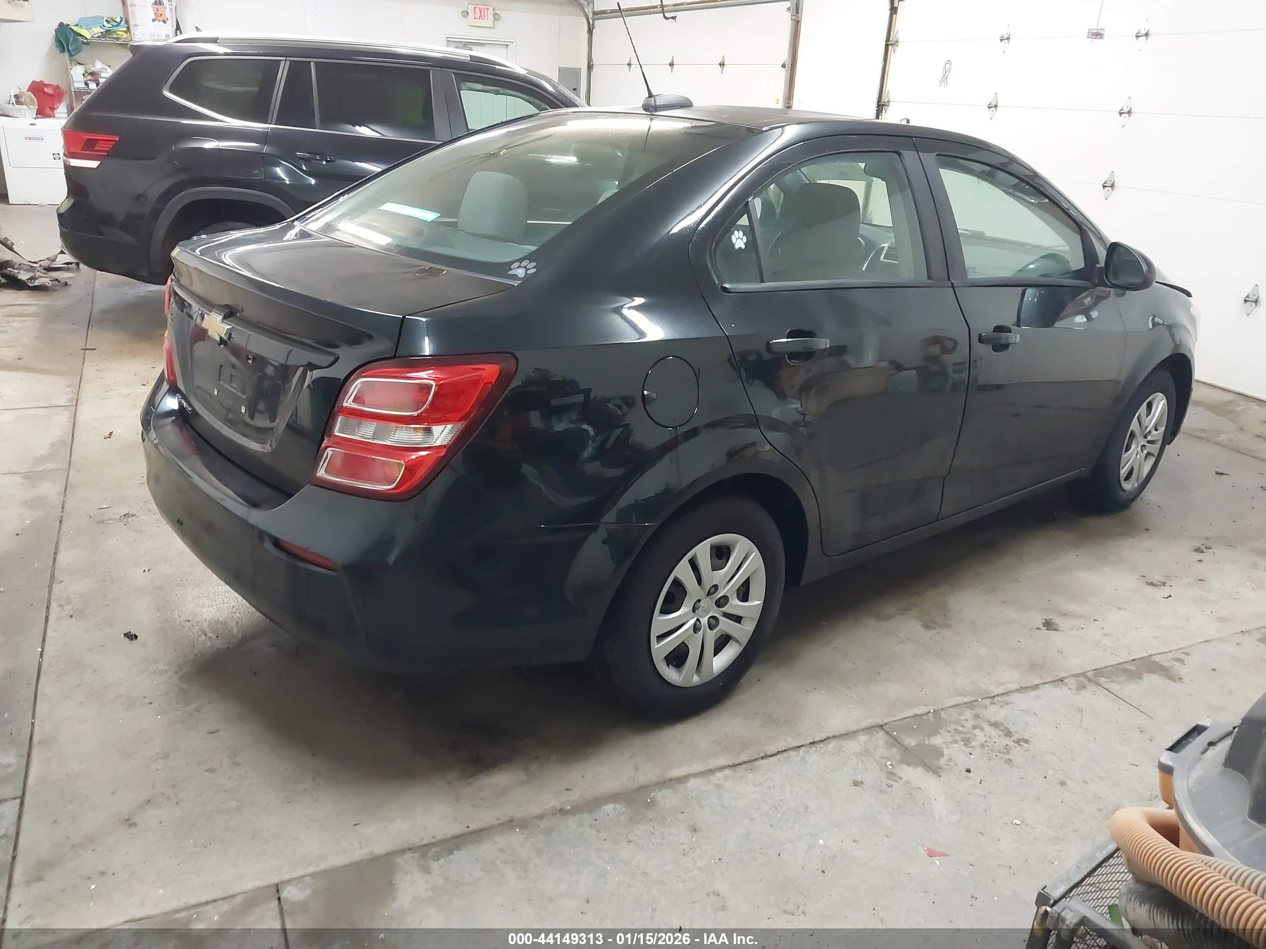 CHEVROLET SONIC image 4