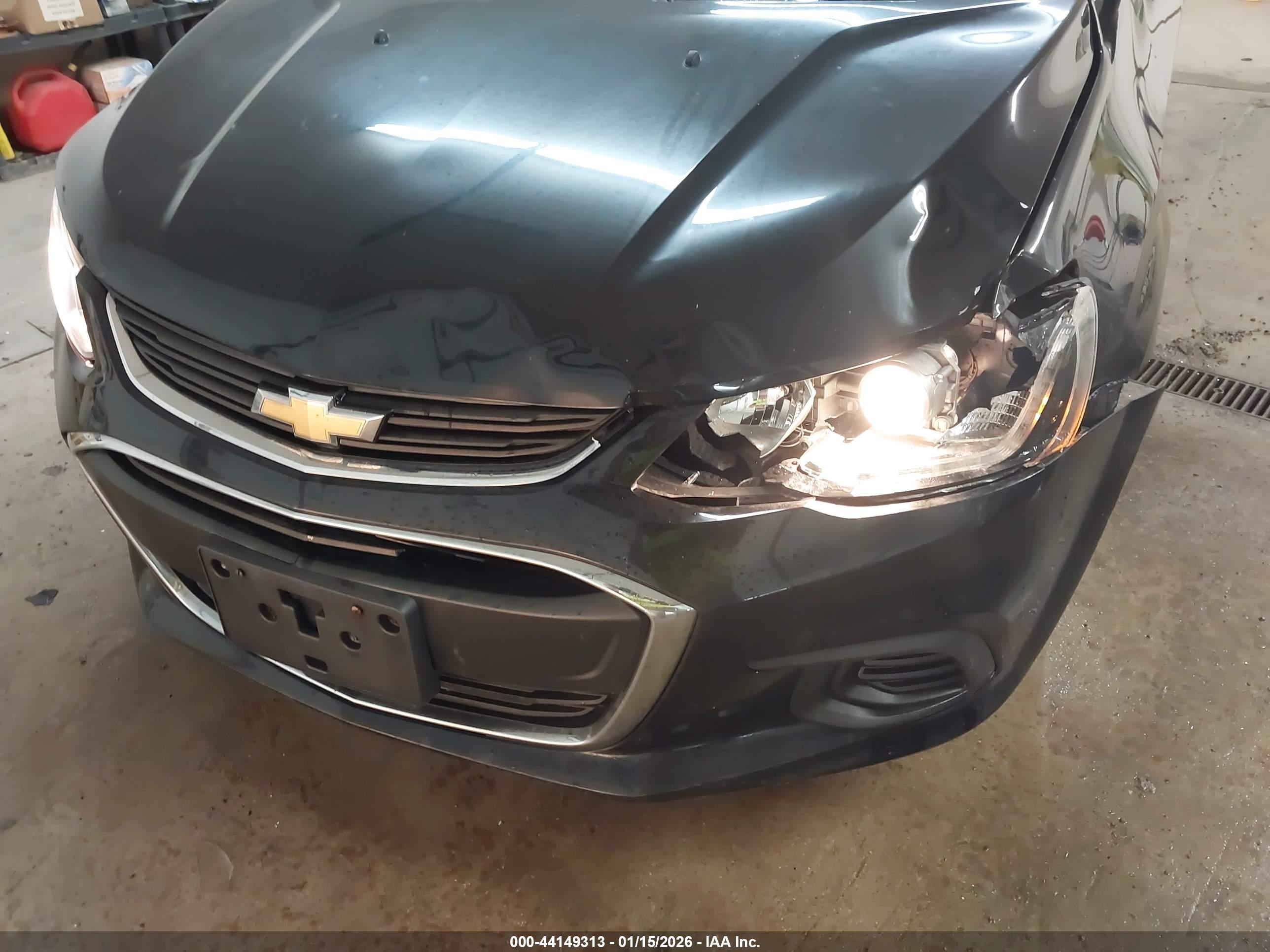 CHEVROLET SONIC image 6