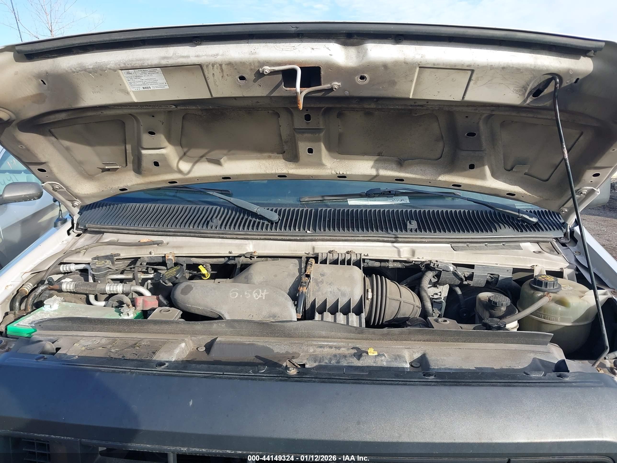FORD E-250 image 10