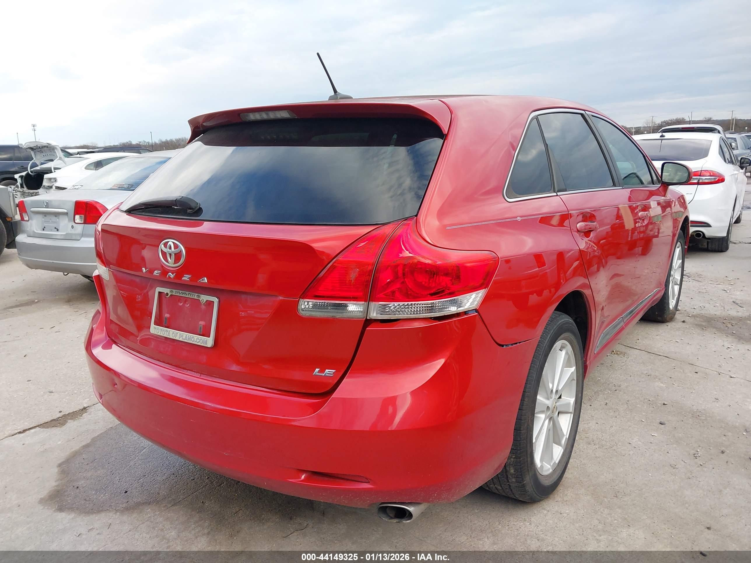 TOYOTA VENZA image 4