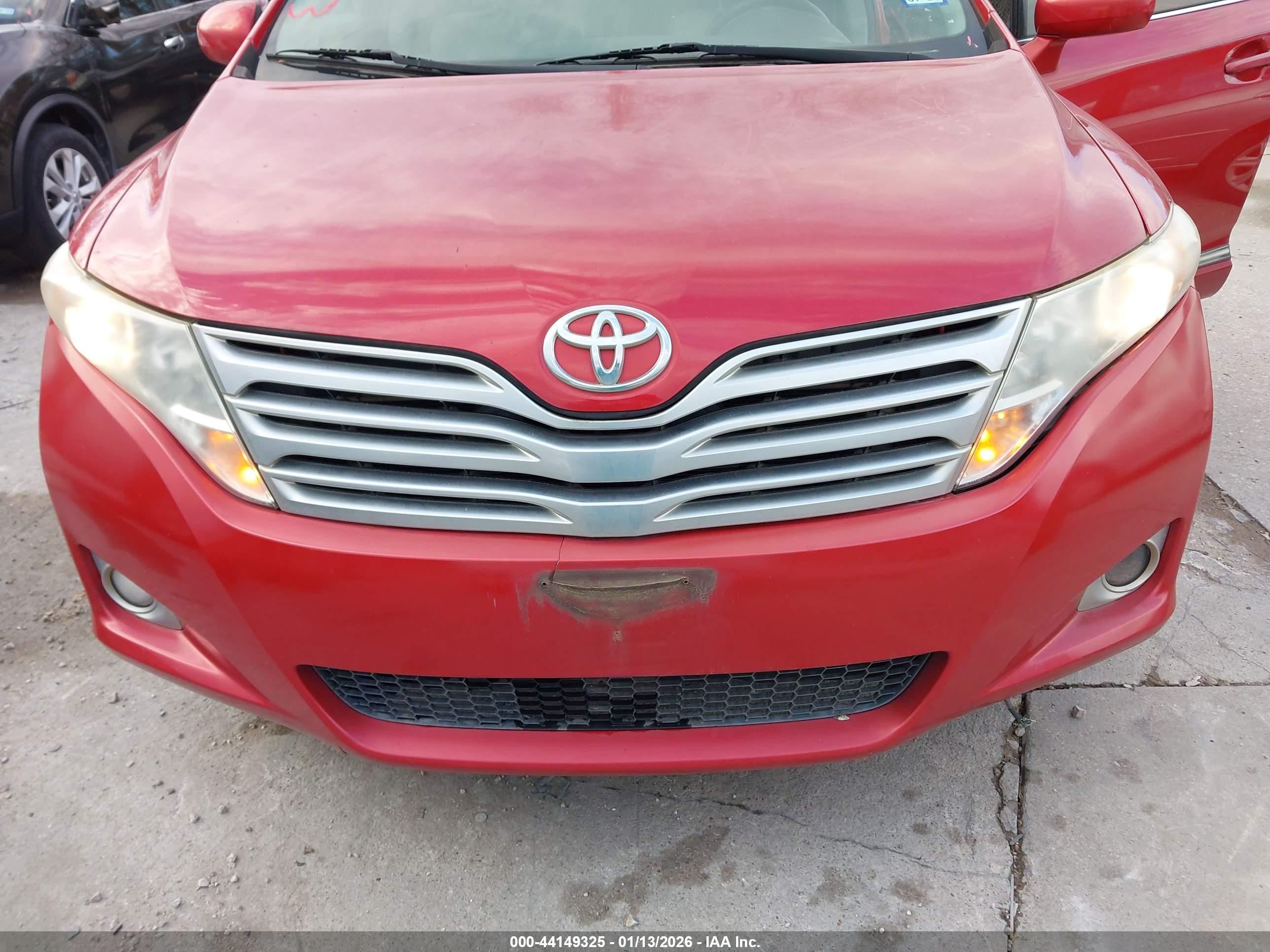 TOYOTA VENZA image 6