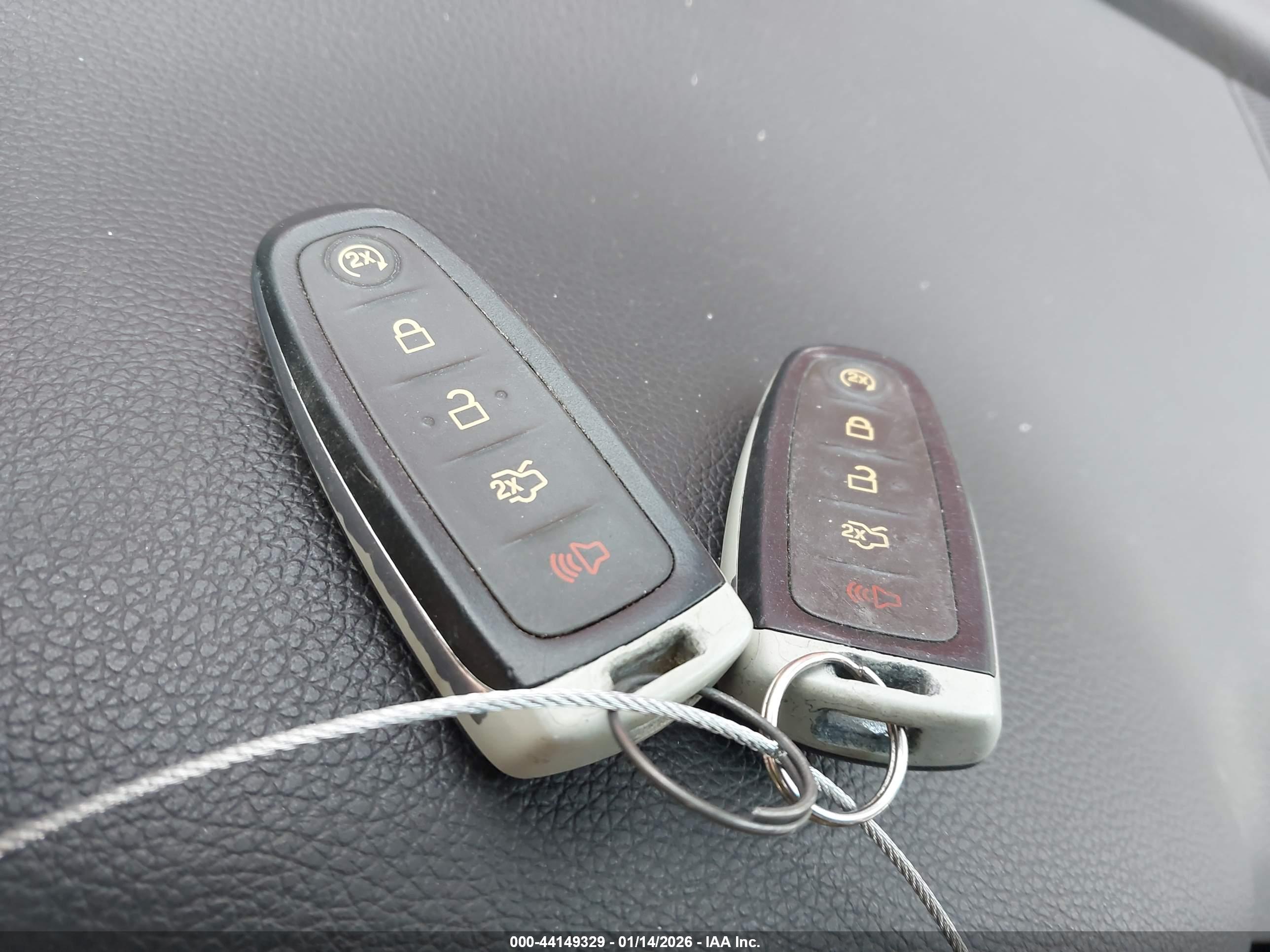 FORD FLEX image 11