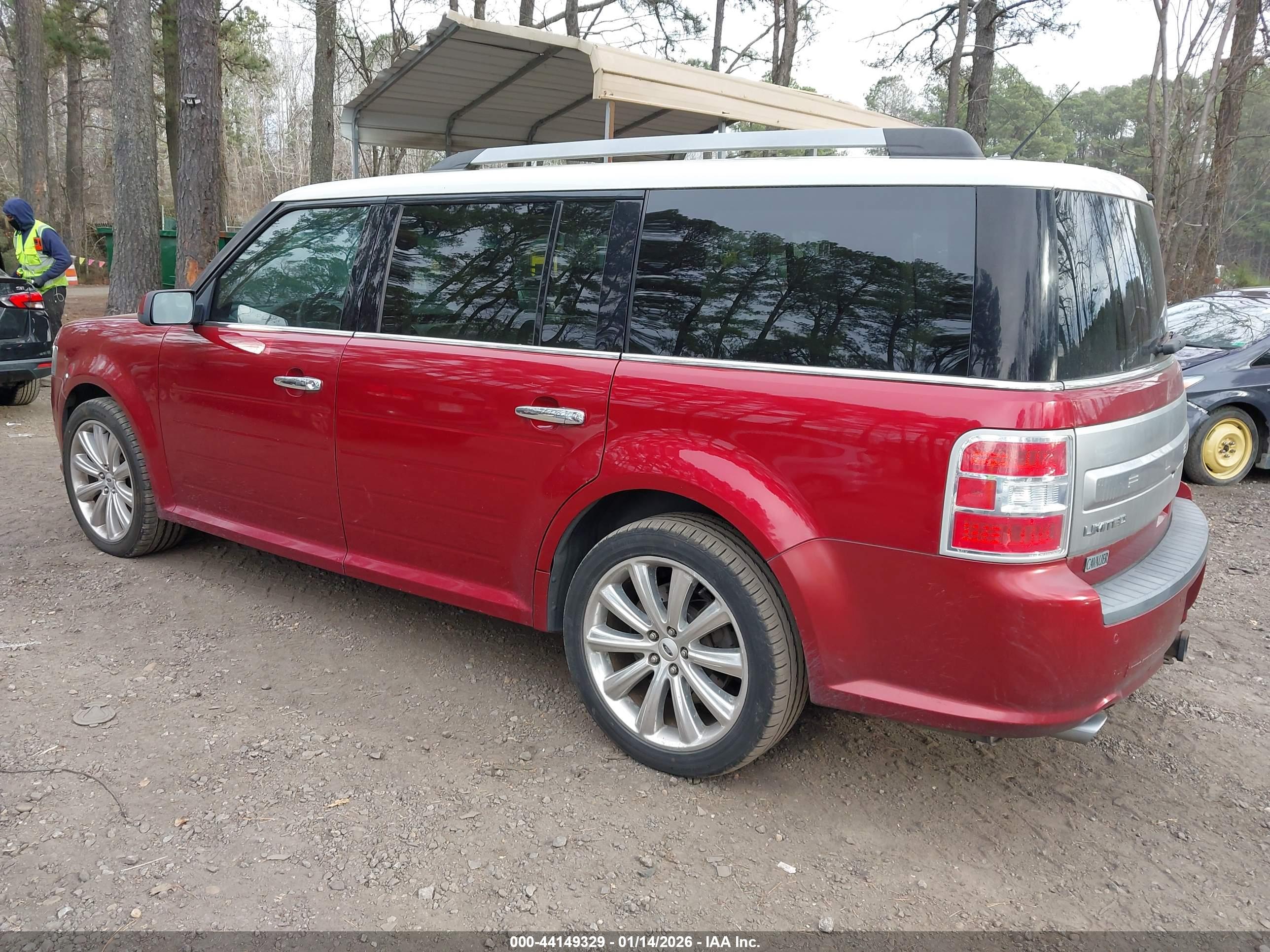 FORD FLEX image 3