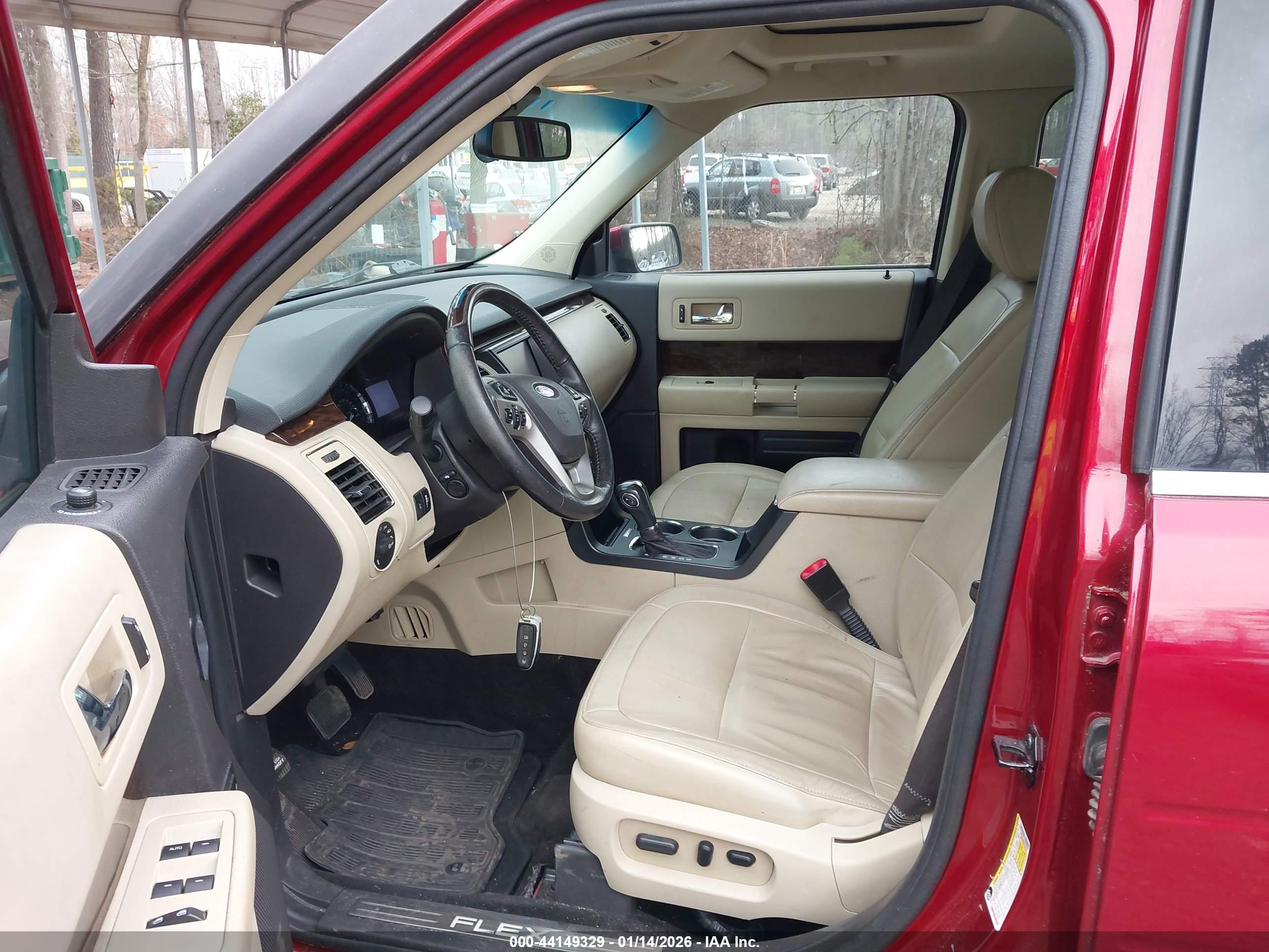 FORD FLEX image 5