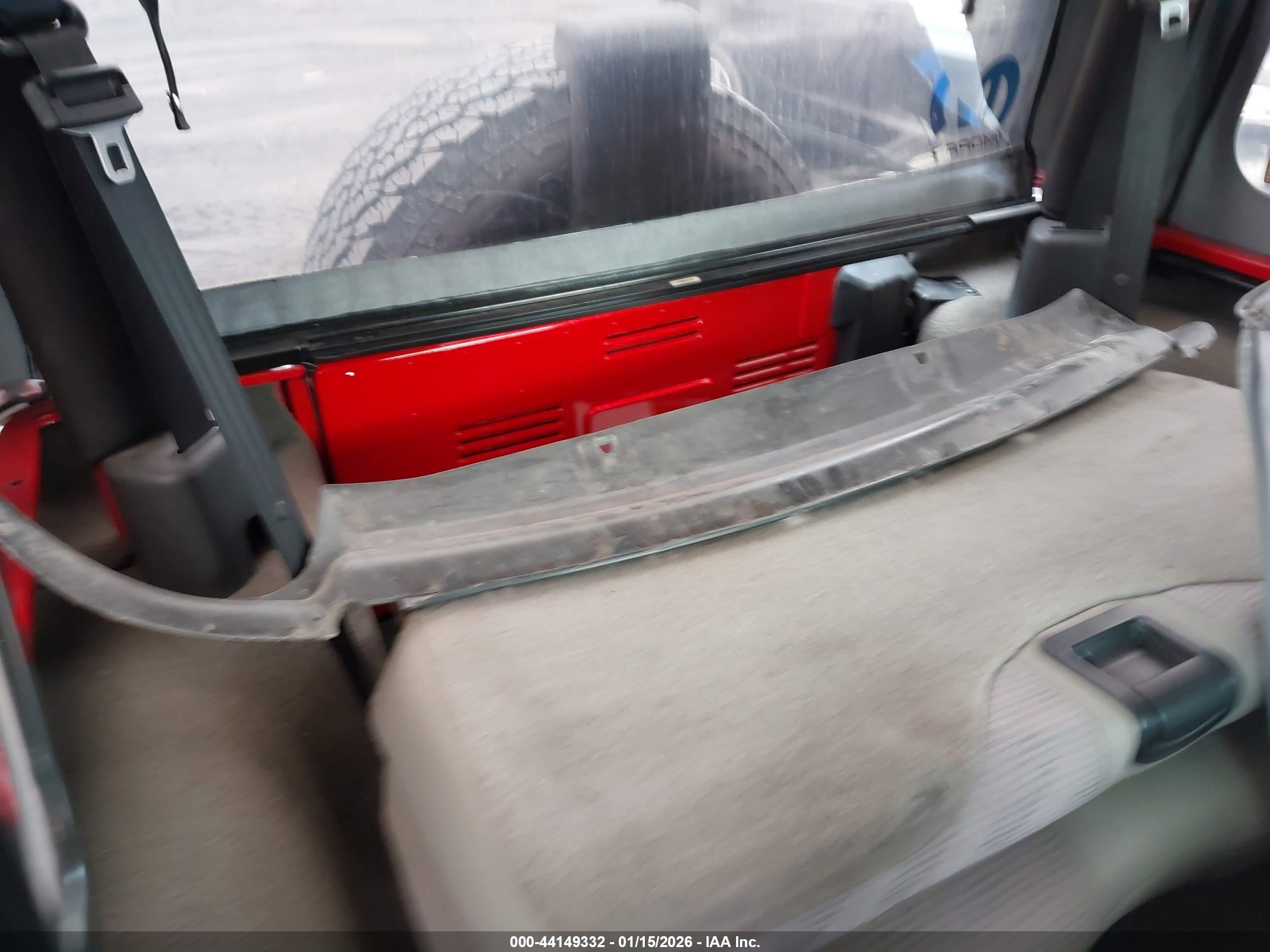JEEP WRANGLER image 8