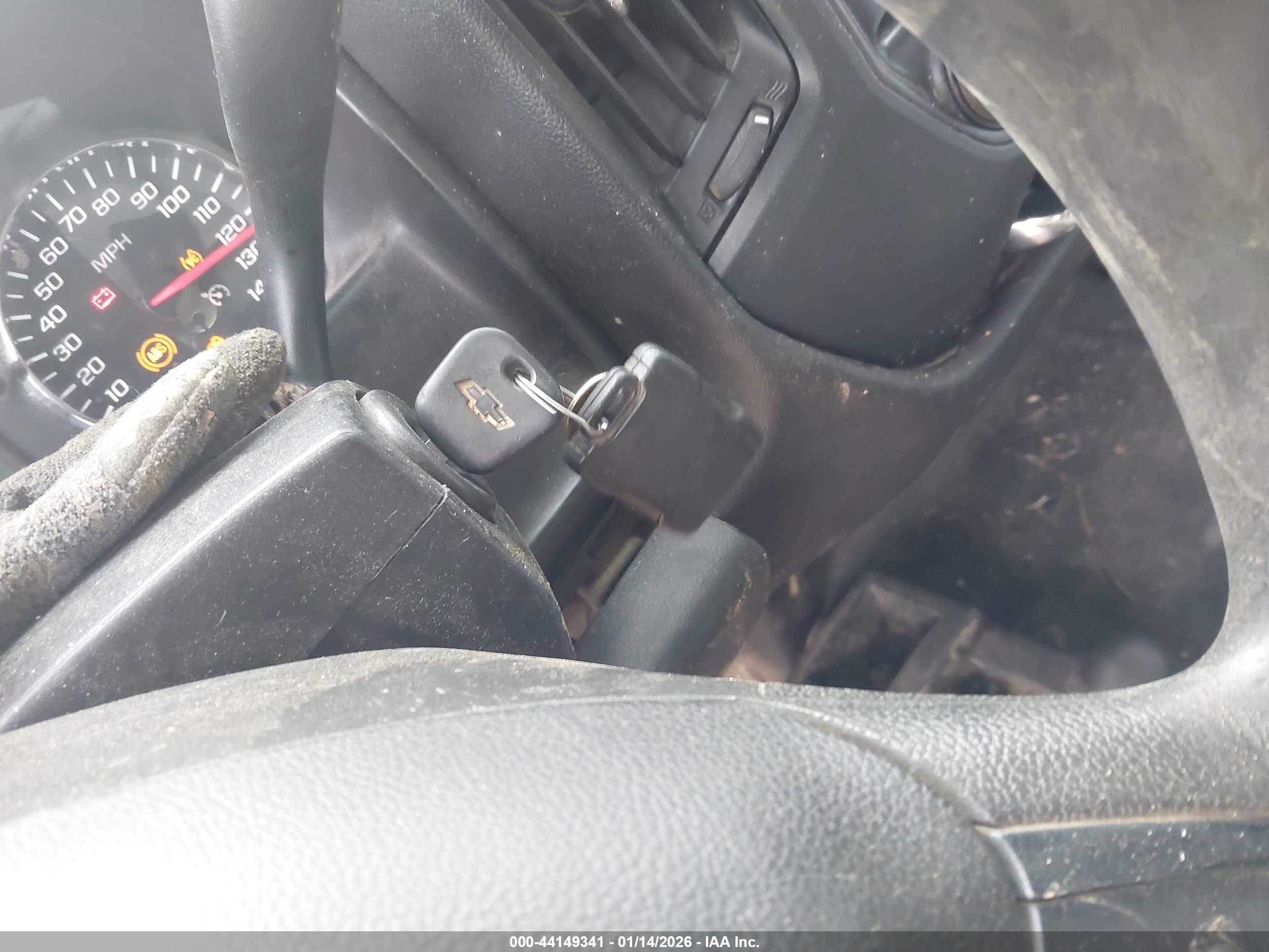 CHEVROLET SILVERADO image 11