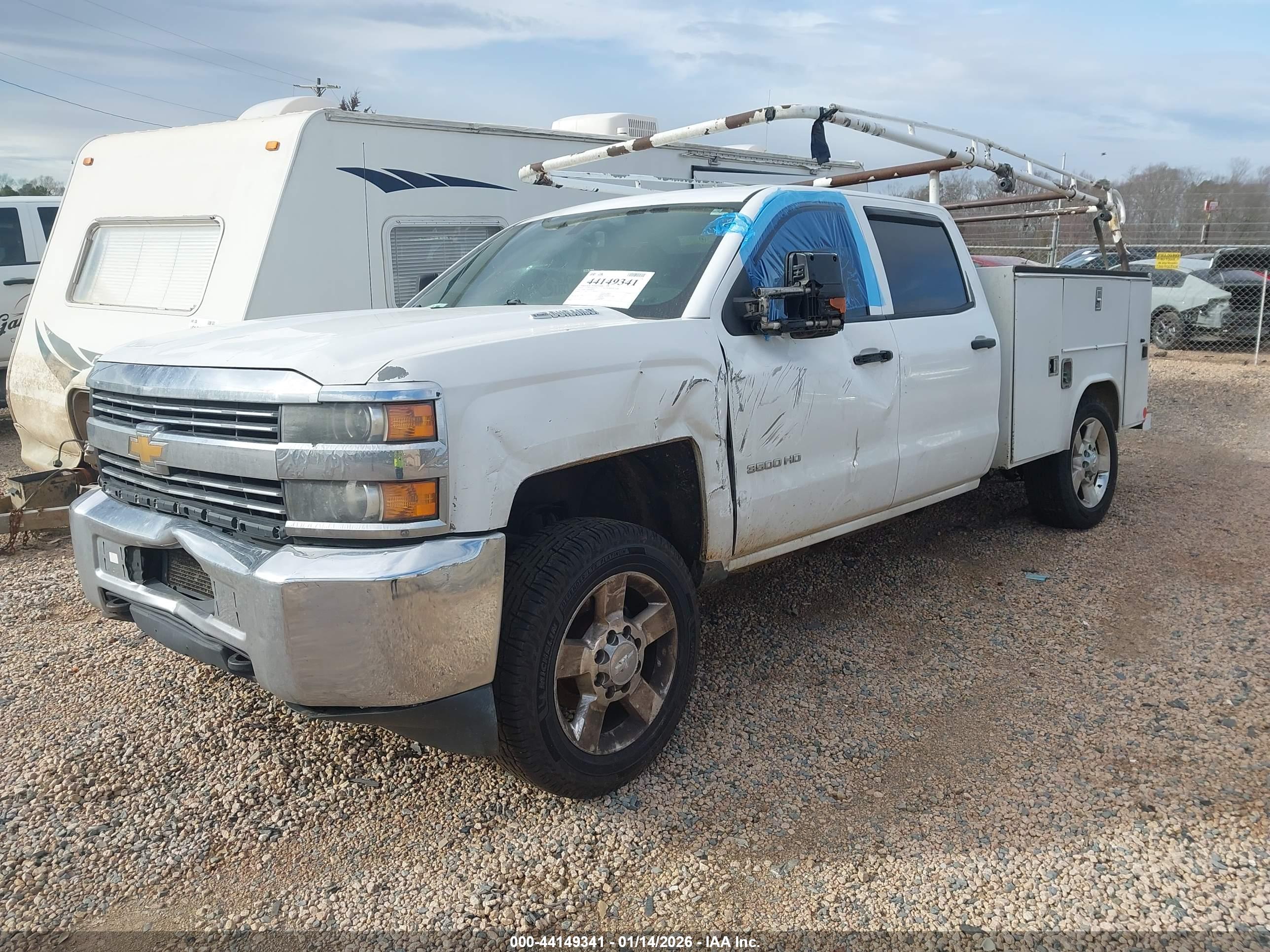CHEVROLET SILVERADO image 2