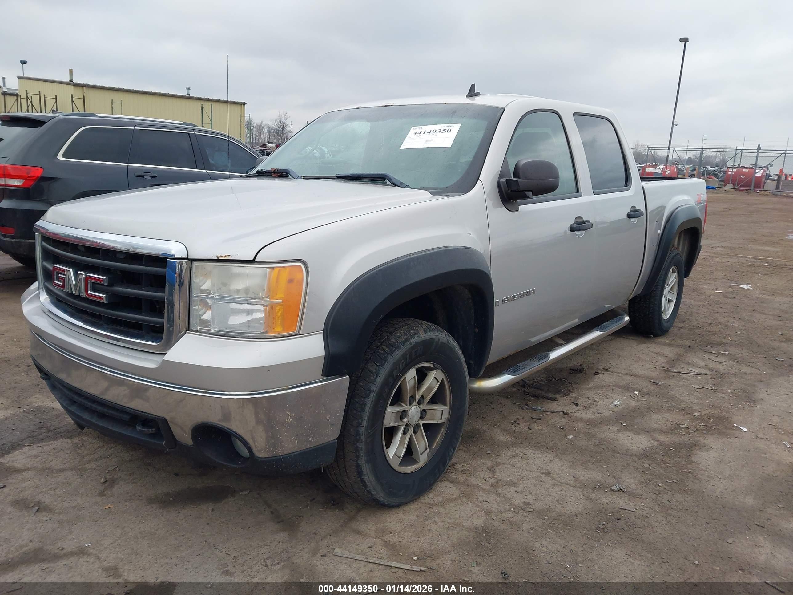 GMC SIERRA image 2