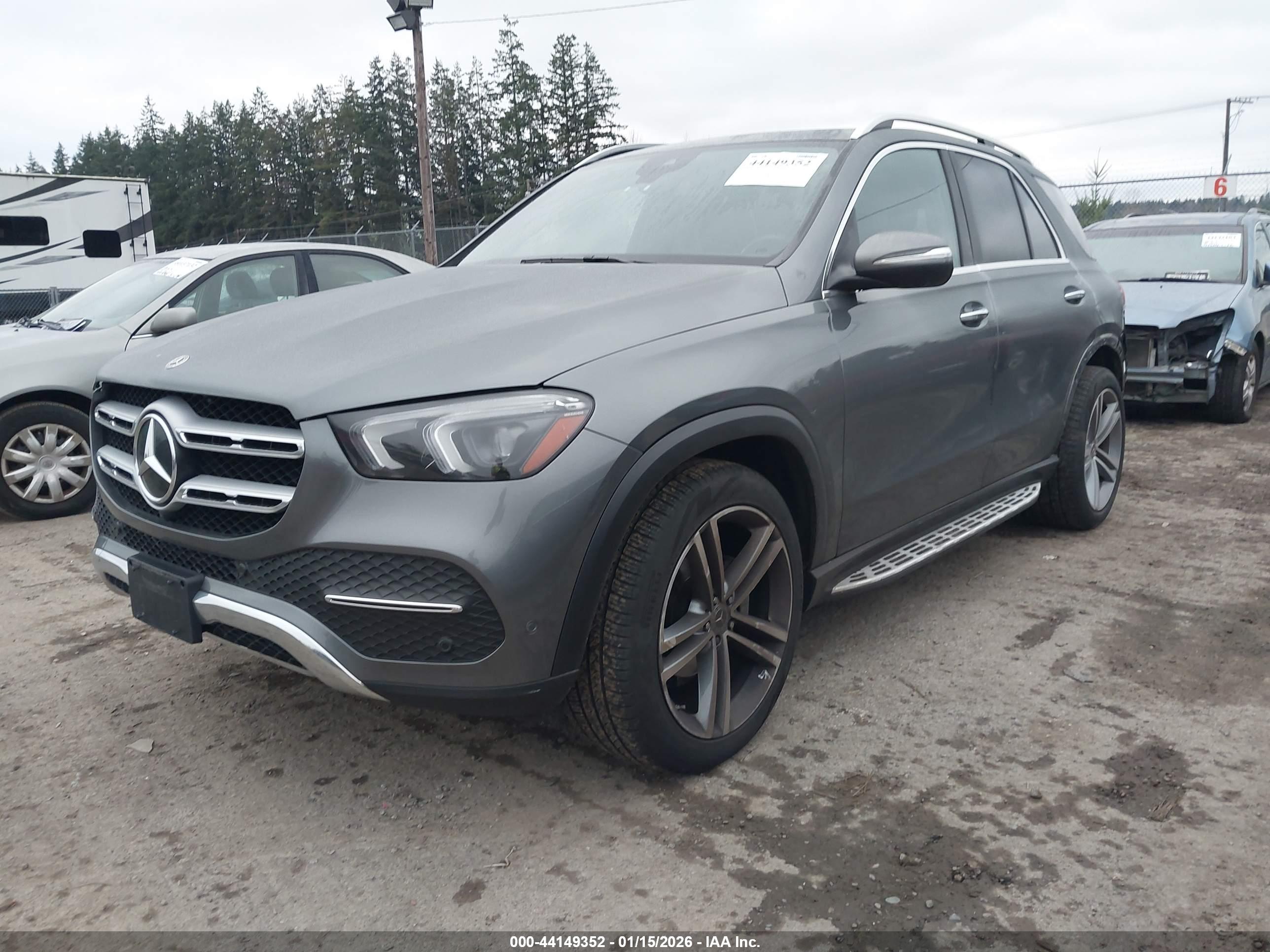 MERCEDES-BENZ GLE image 2