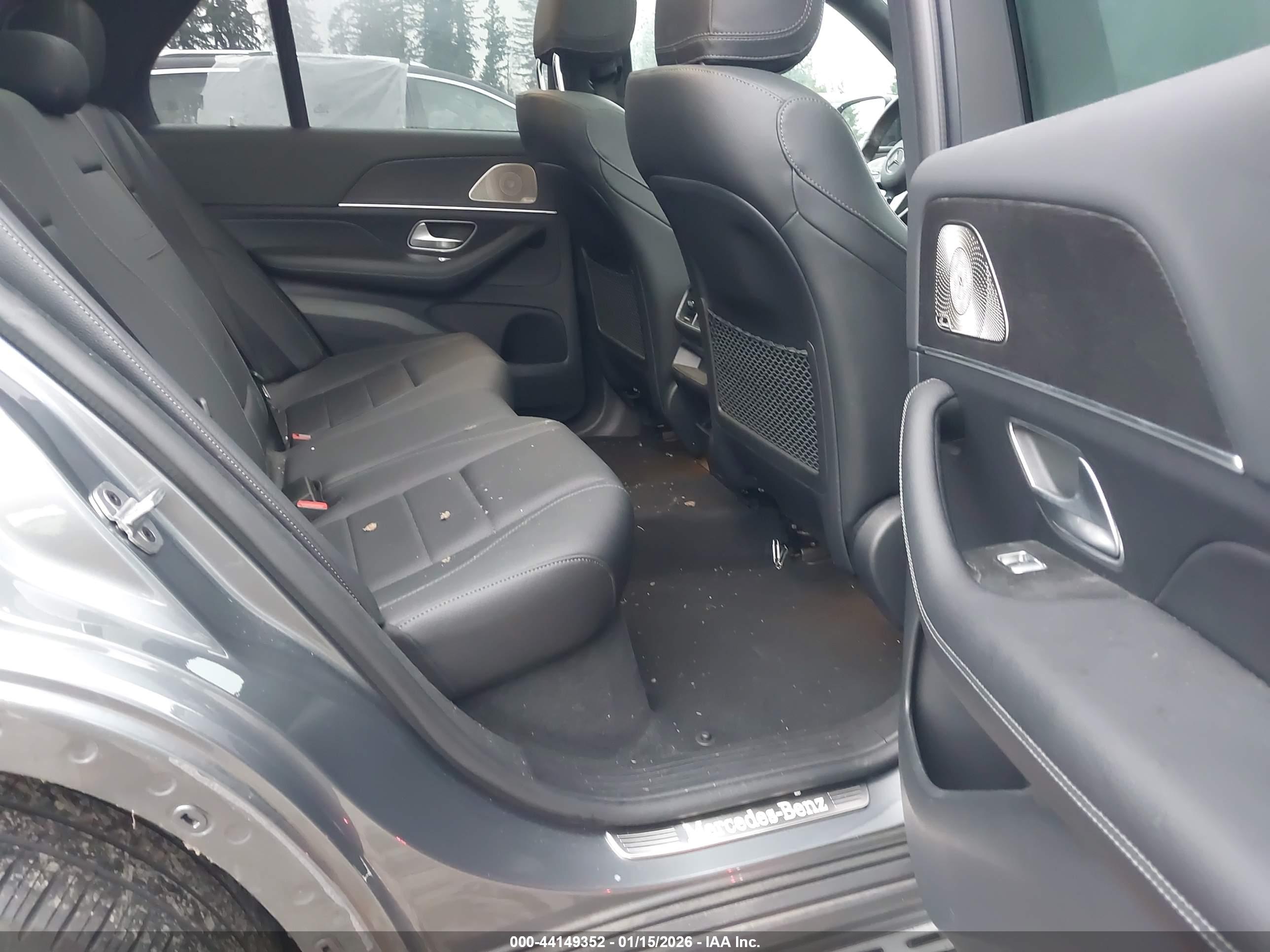 MERCEDES-BENZ GLE image 8