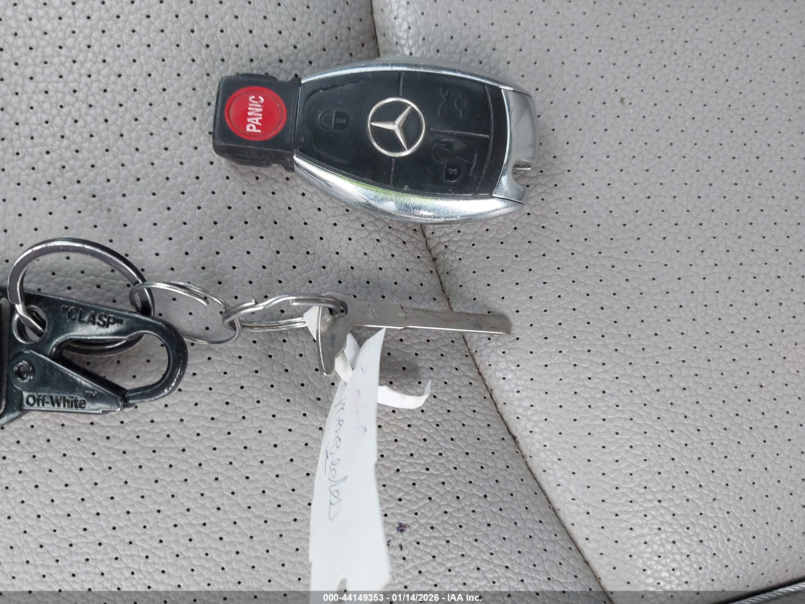 MERCEDES-BENZ E image 11