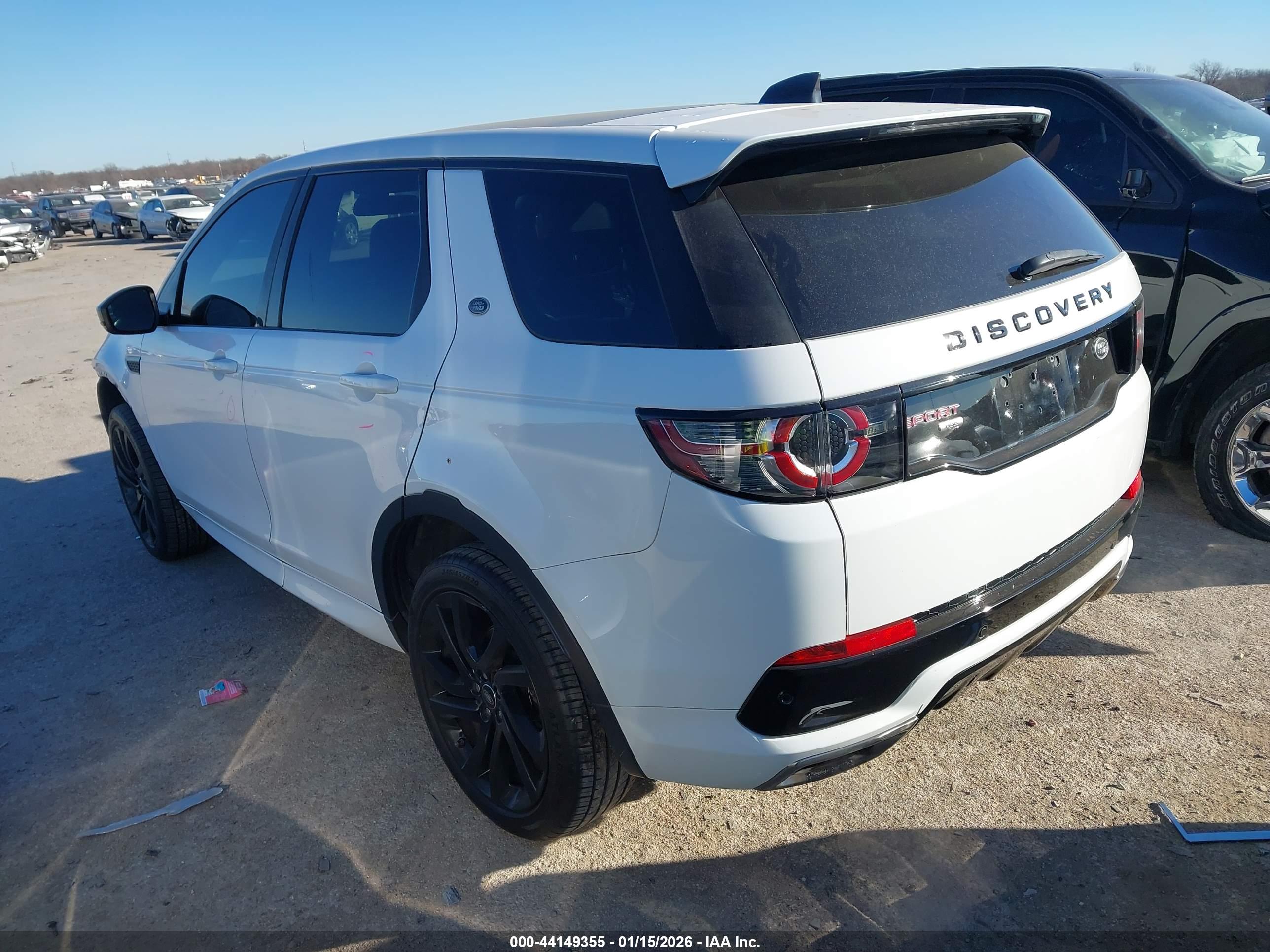 LAND ROVER image 3