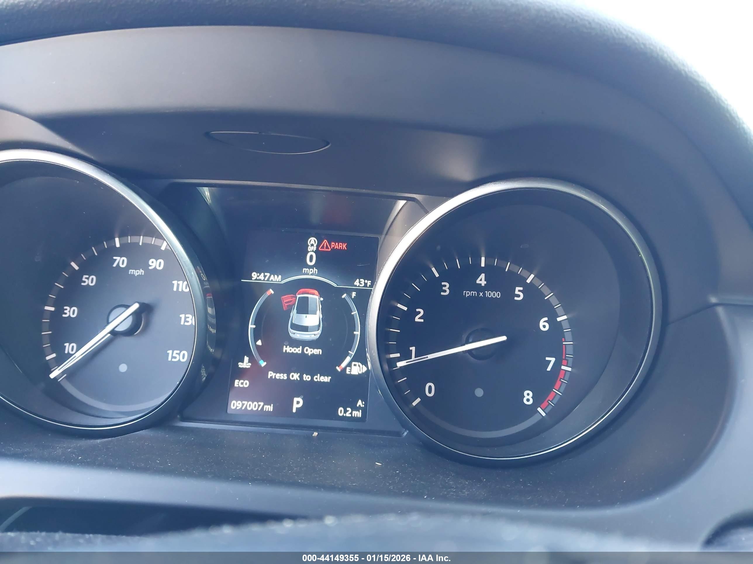 LAND ROVER image 7