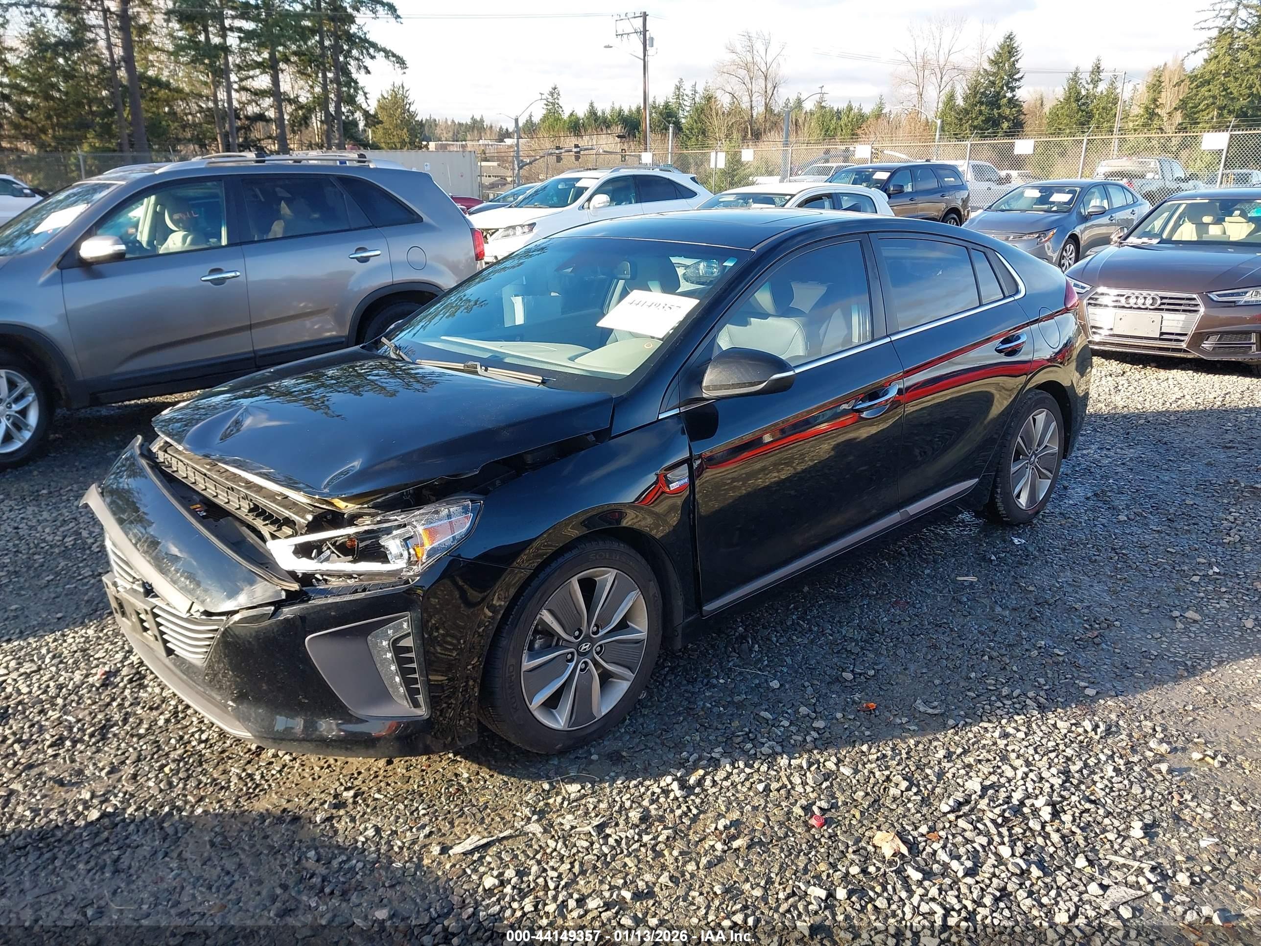 HYUNDAI IONIQ image 2