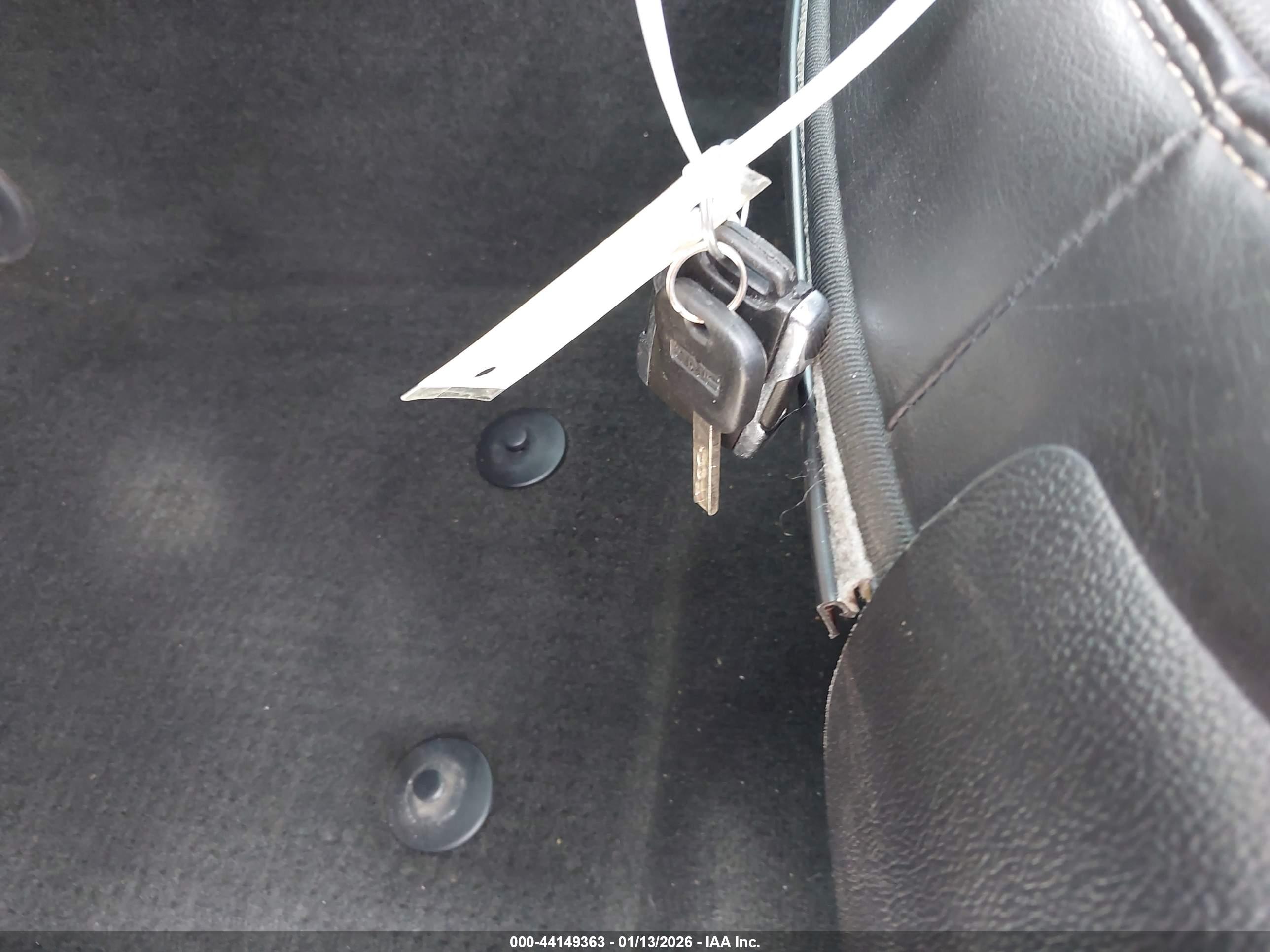 GMC CANYON image 11