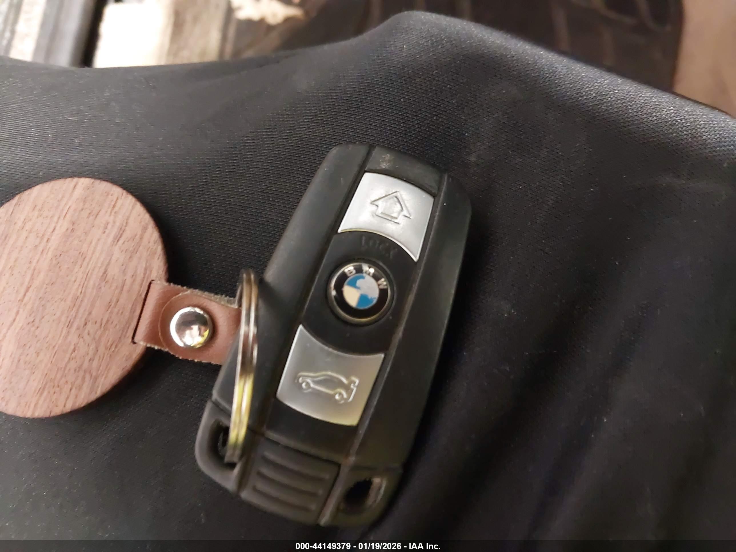 BMW 328I image 11