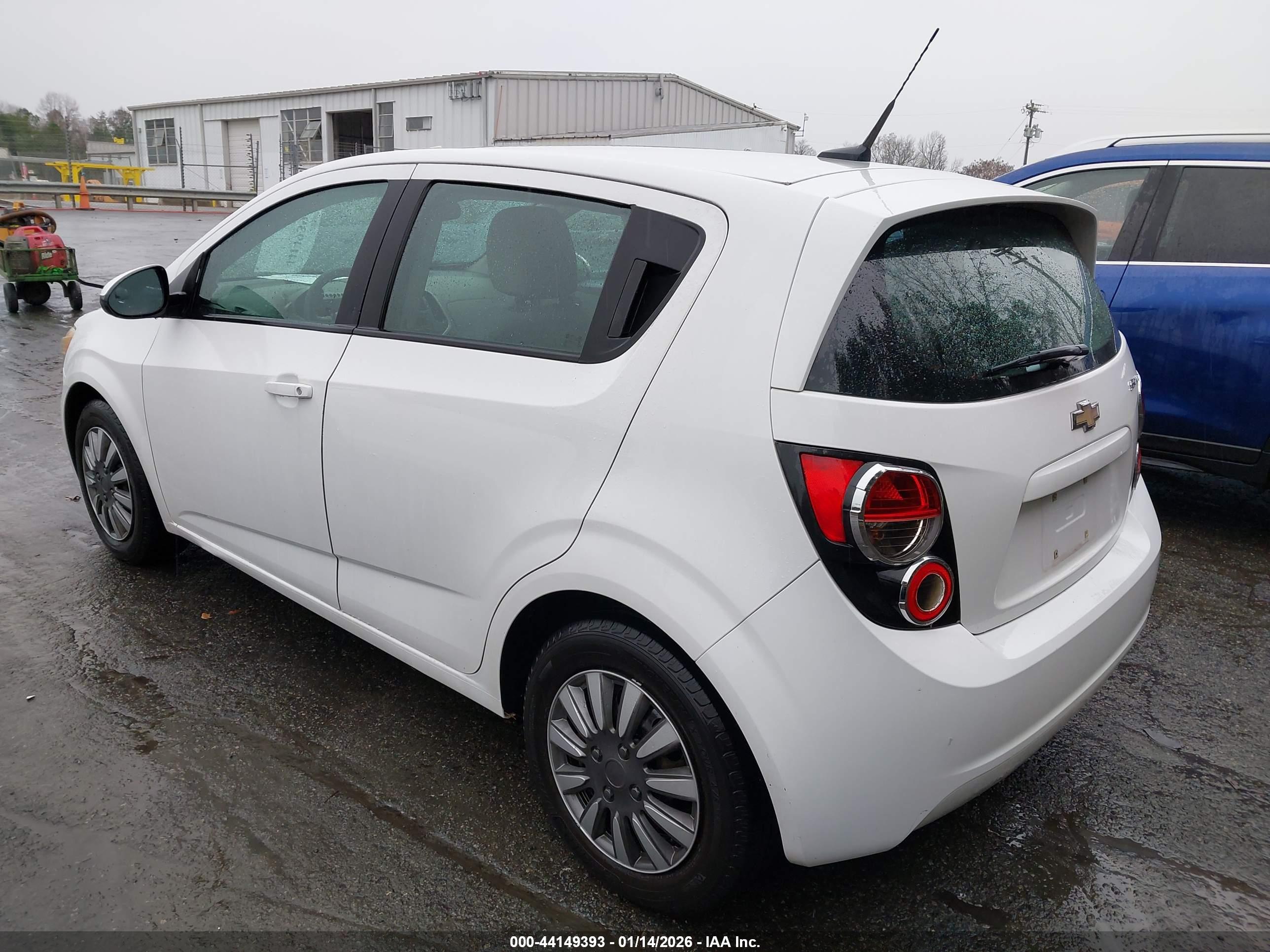CHEVROLET SONIC image 3