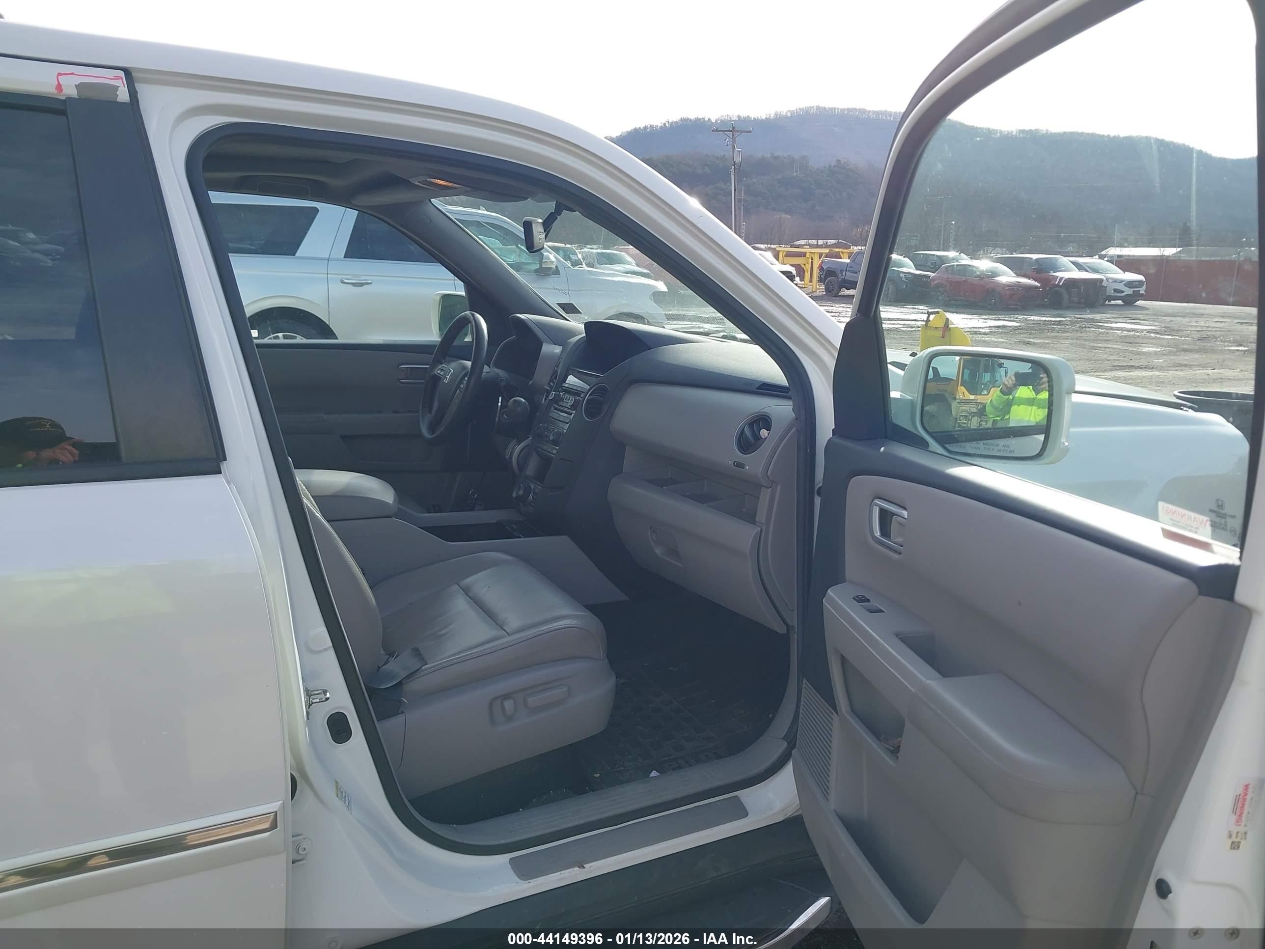HONDA PILOT image 5