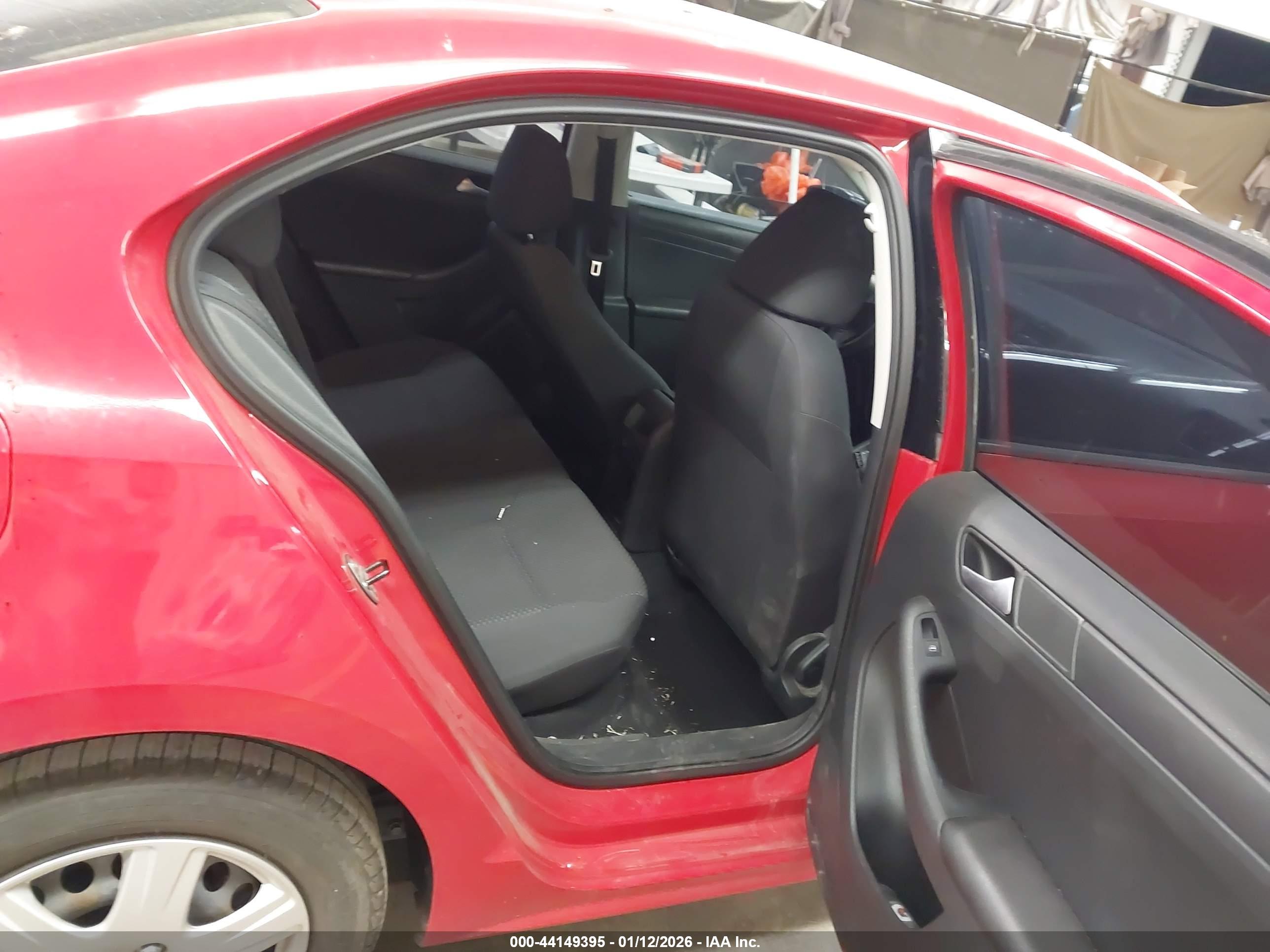 VOLKSWAGEN JETTA image 8