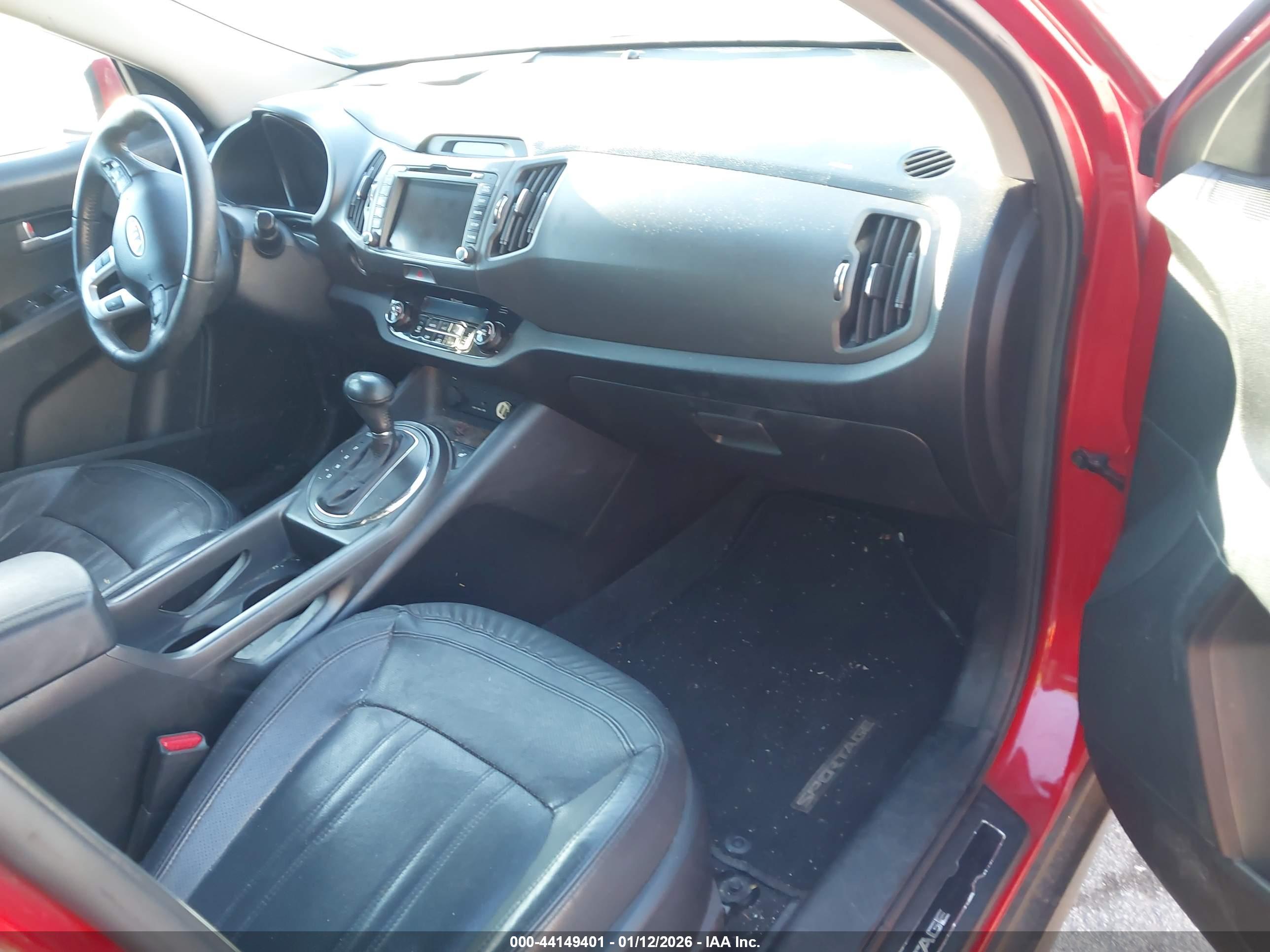 KIA SPORTAGE image 5