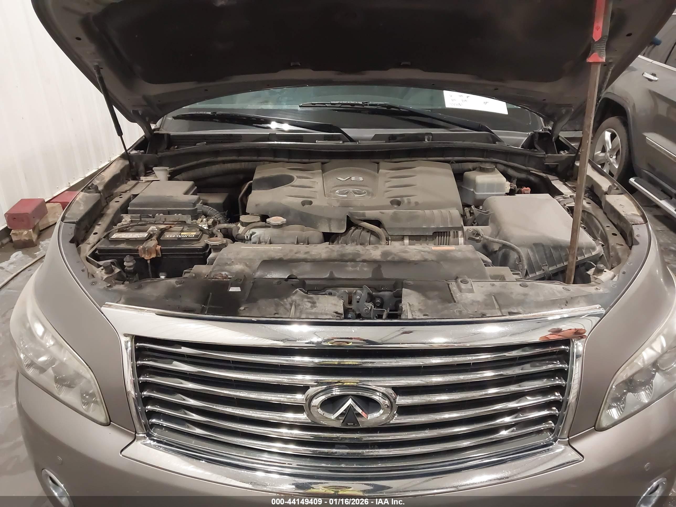 INFINITI QX56 image 10