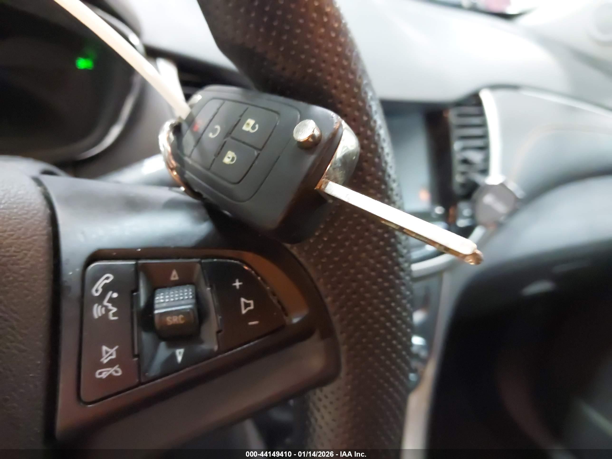 CHEVROLET TRAX image 11