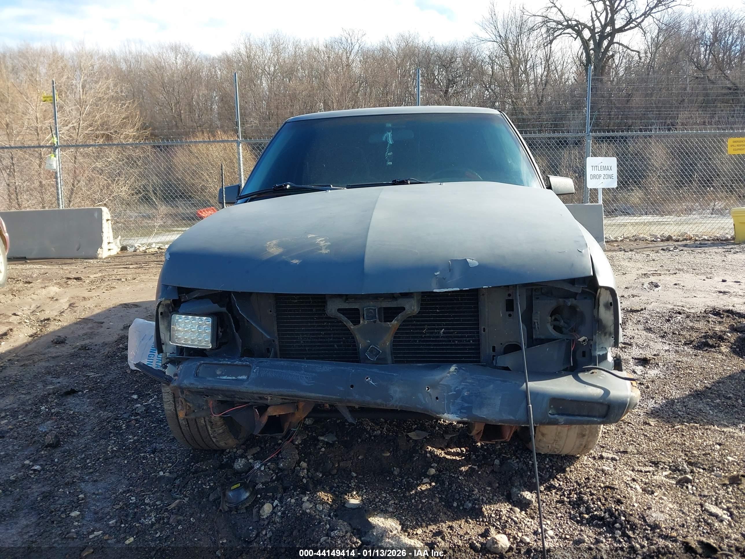 CHEVROLET S image 6
