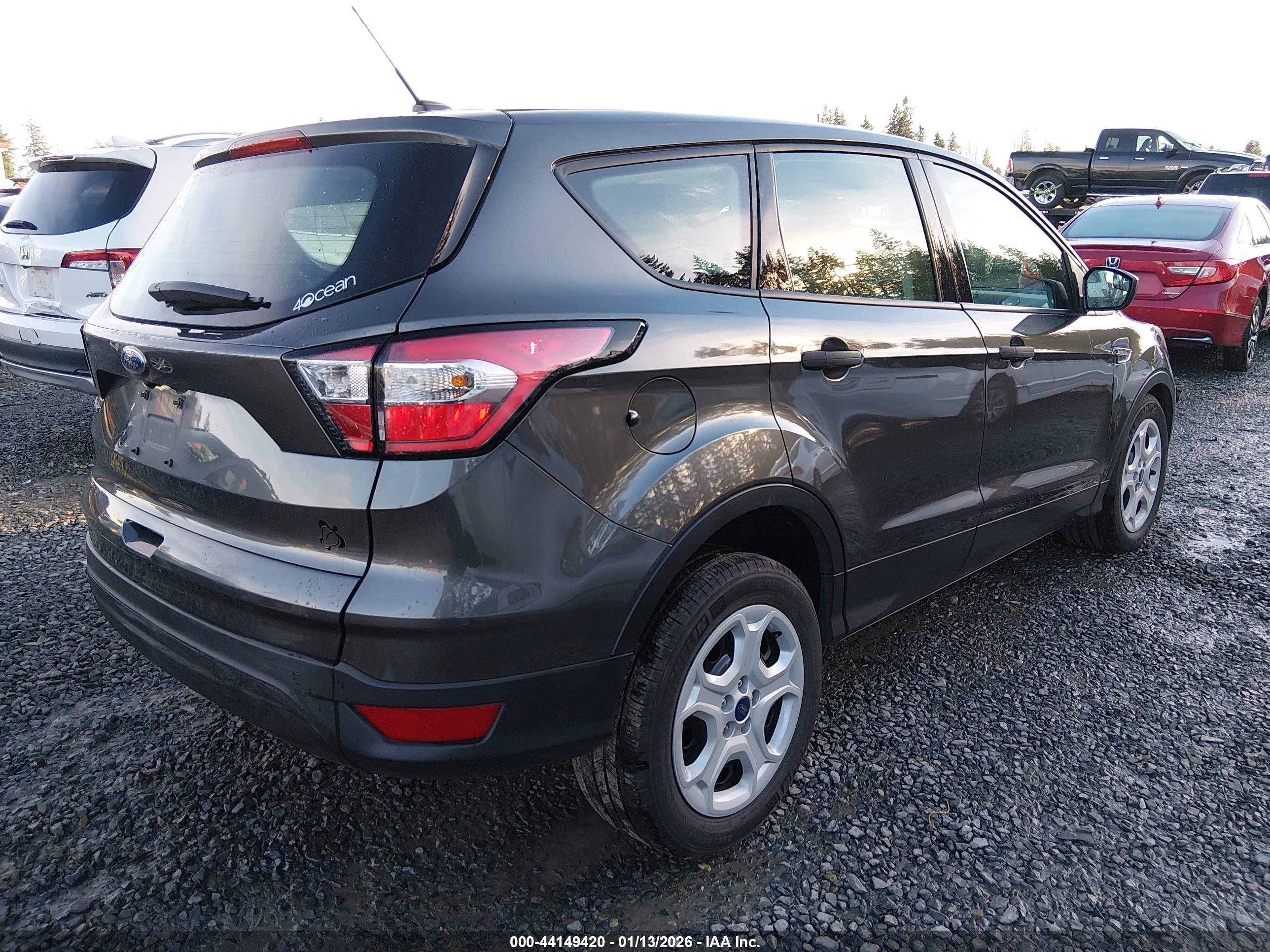 FORD ESCAPE image 4