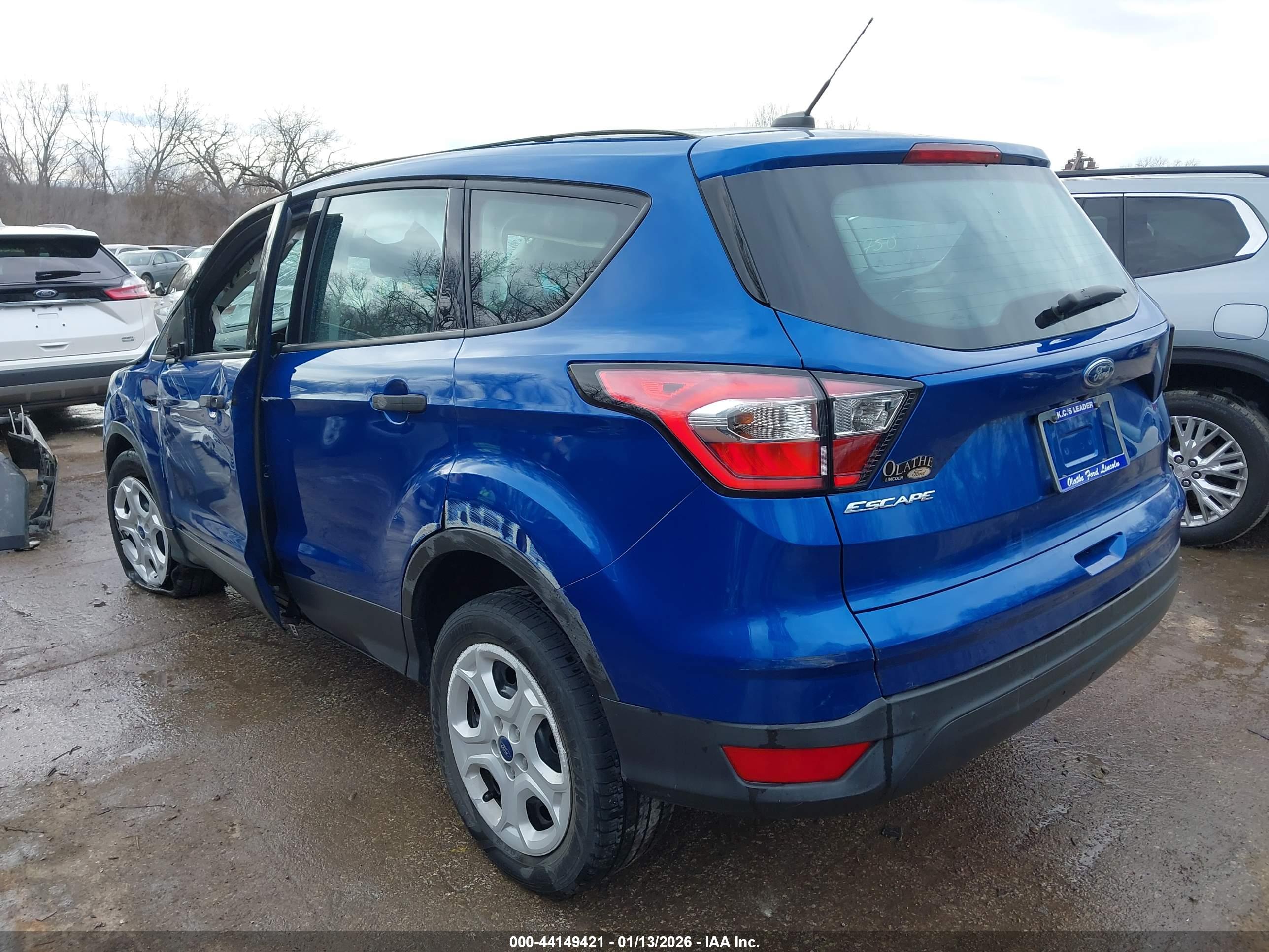 FORD ESCAPE image 3