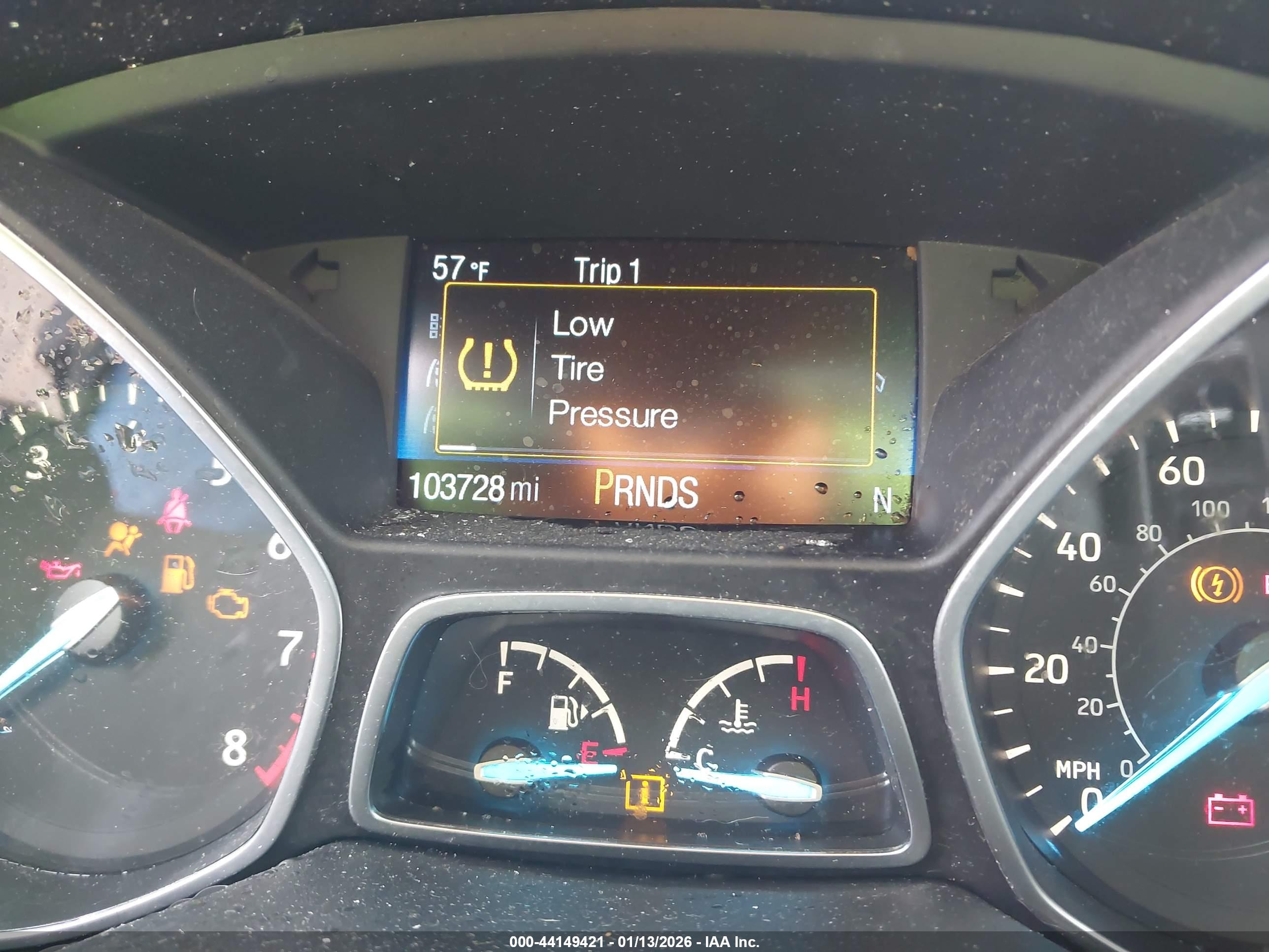 FORD ESCAPE image 7