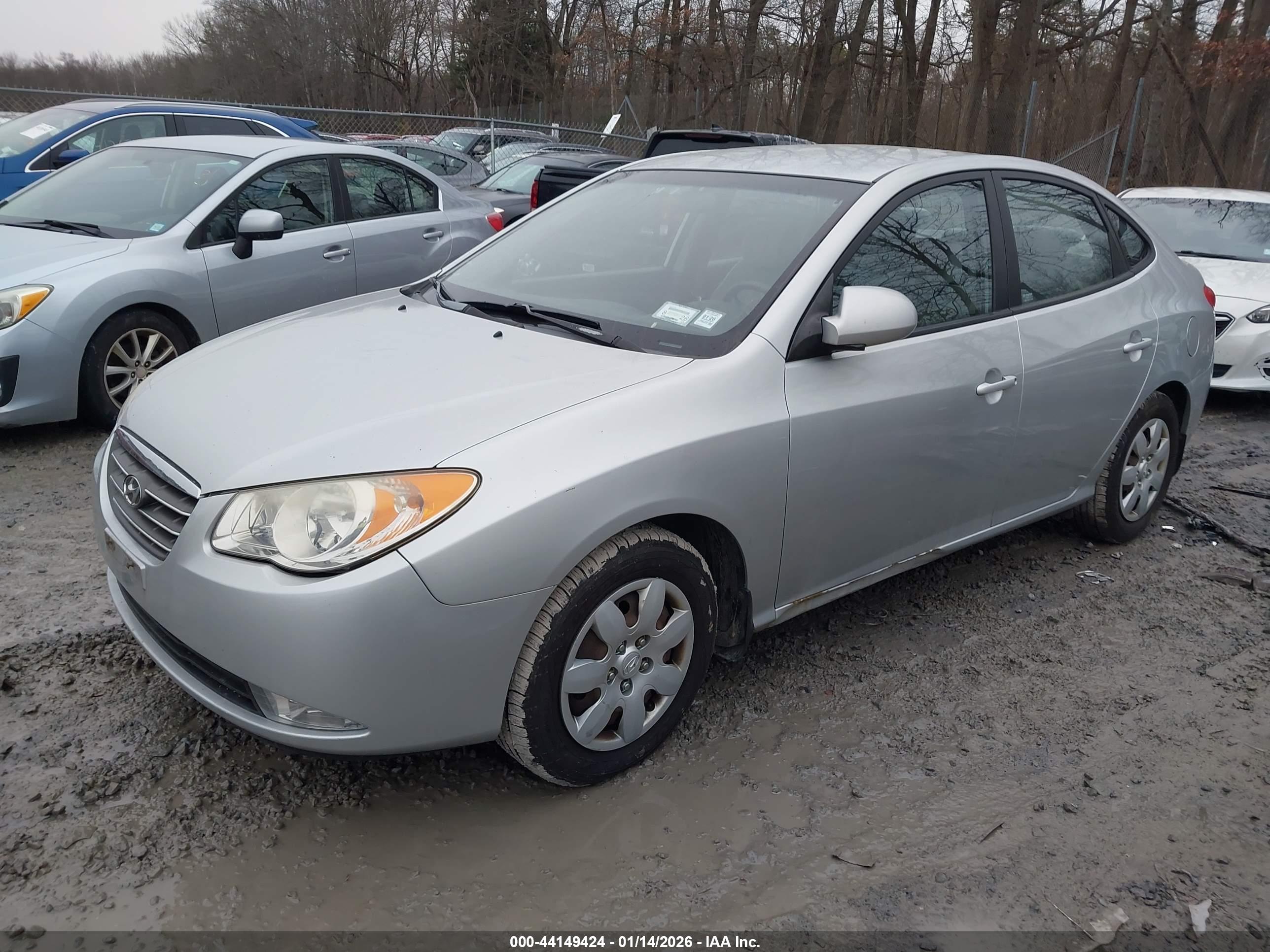 HYUNDAI ELANTRA image 2