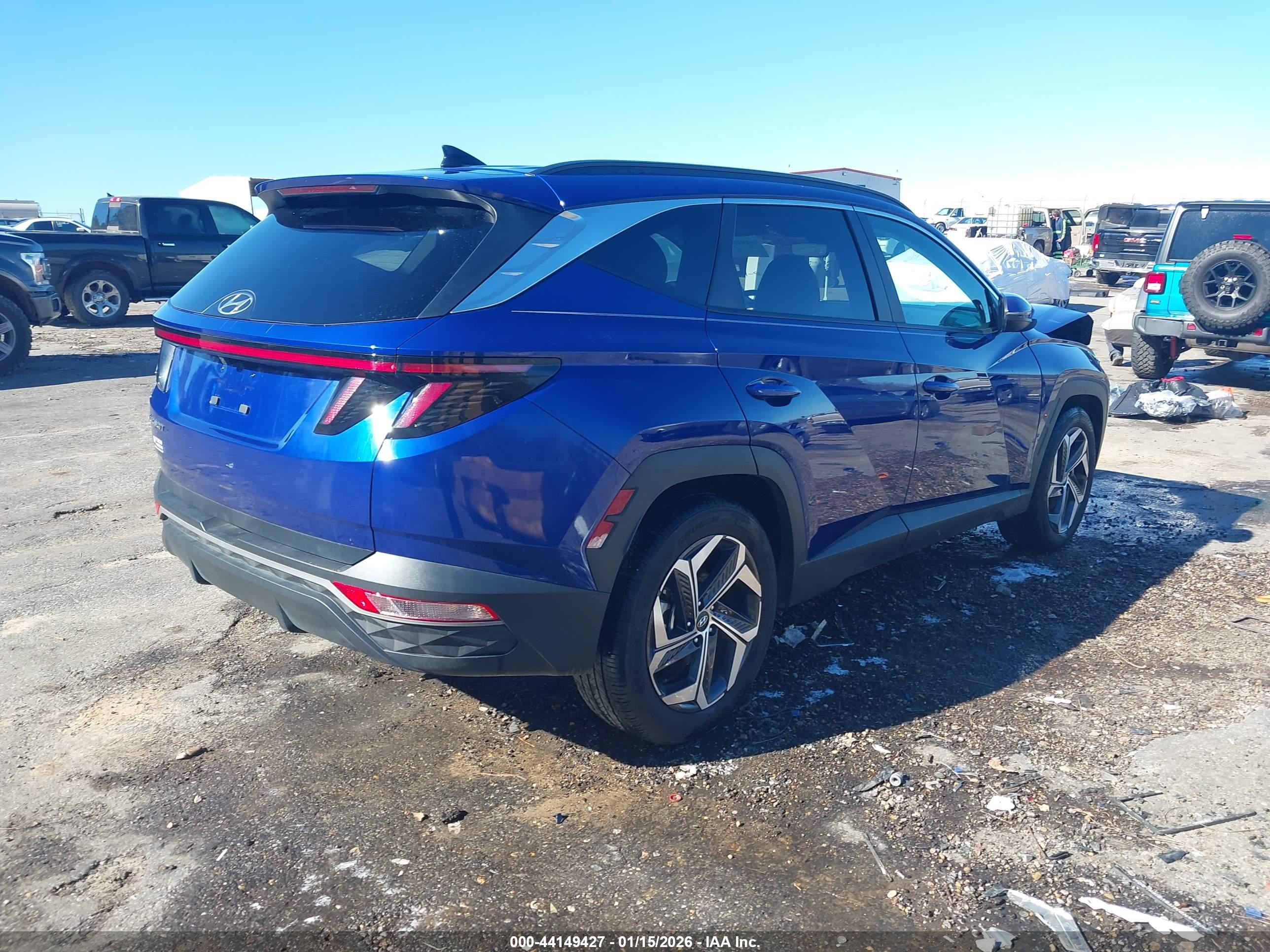 HYUNDAI TUCSON image 4