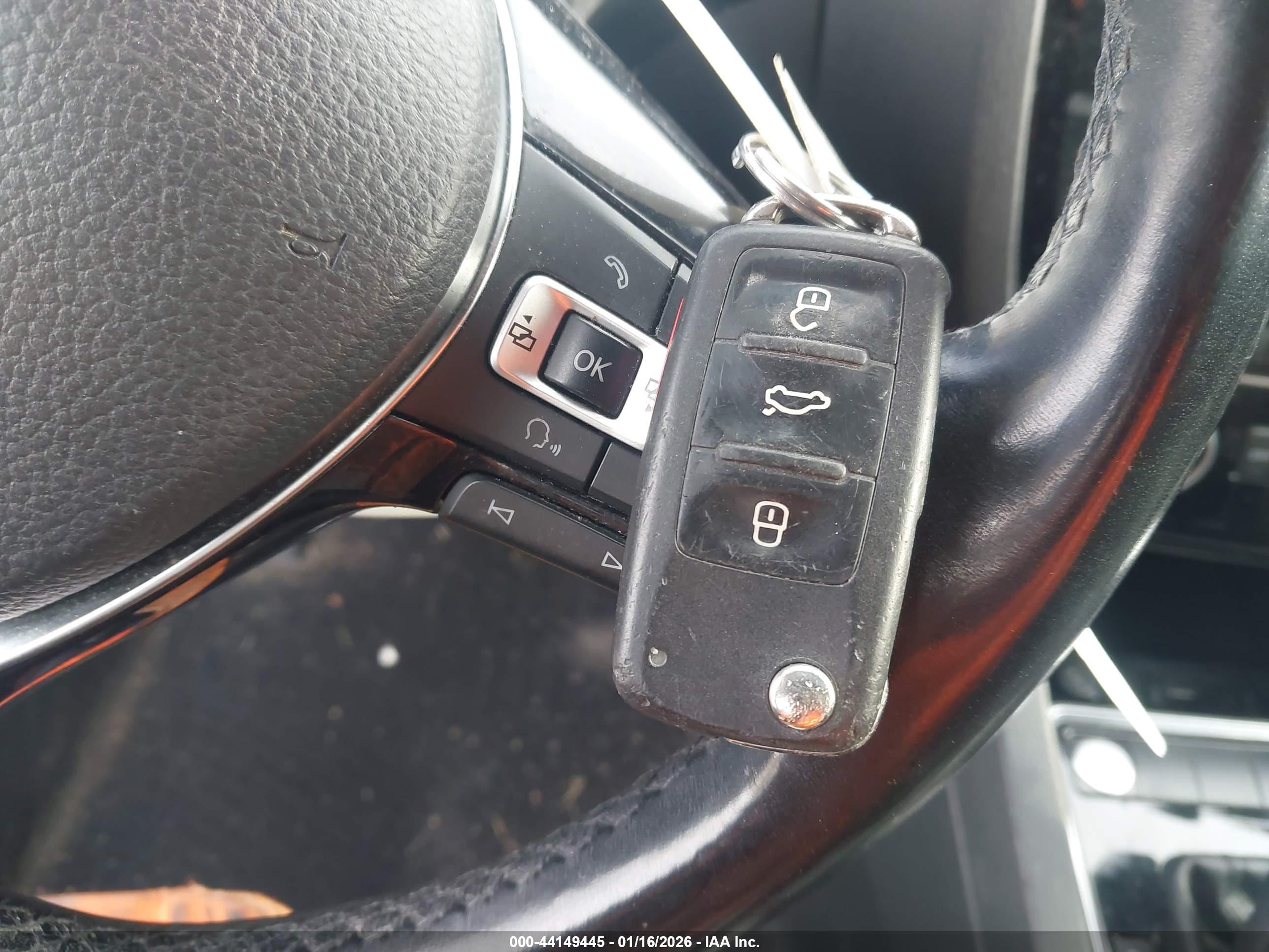 VOLKSWAGEN JETTA image 11