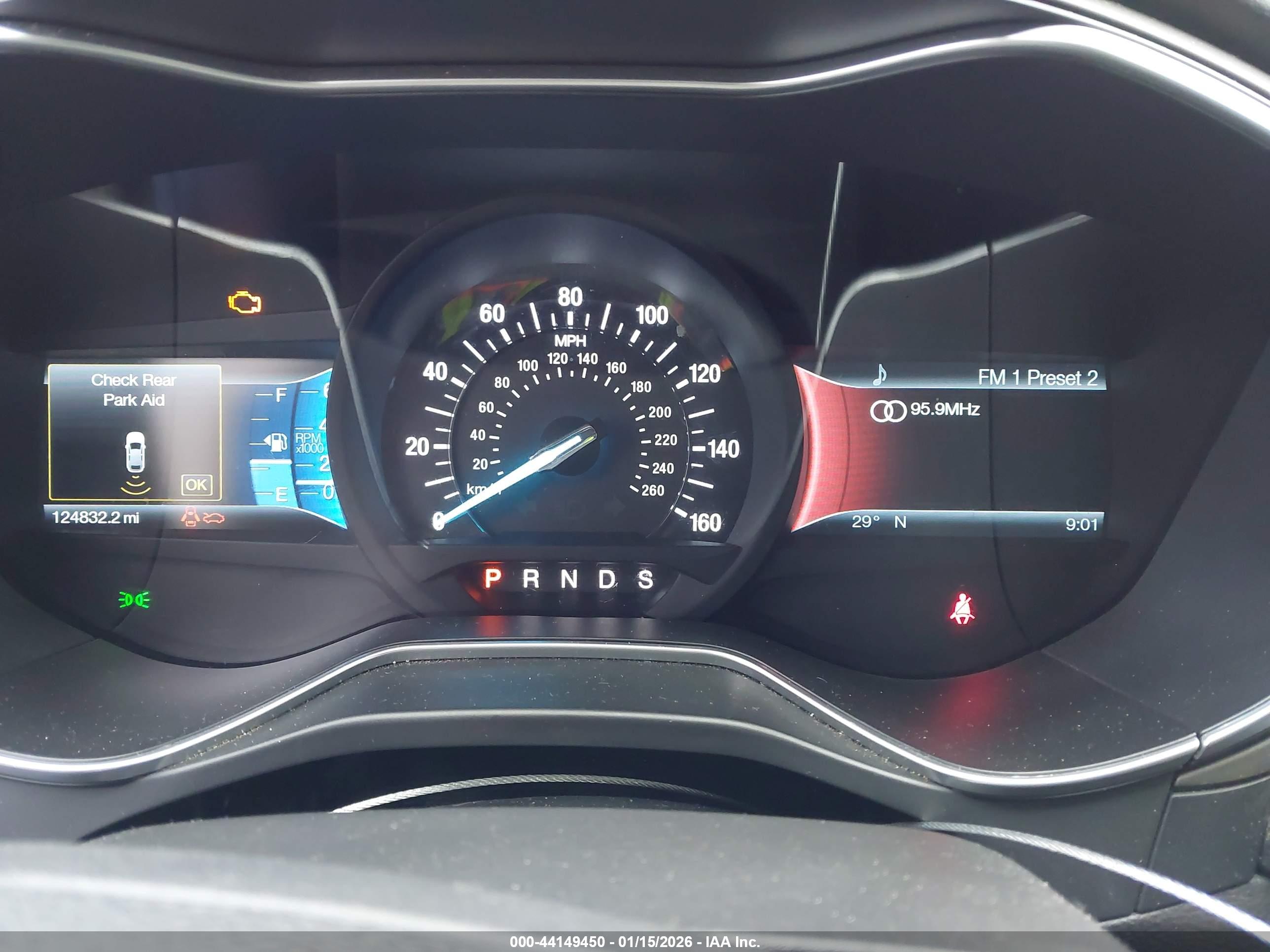 FORD FUSION image 7