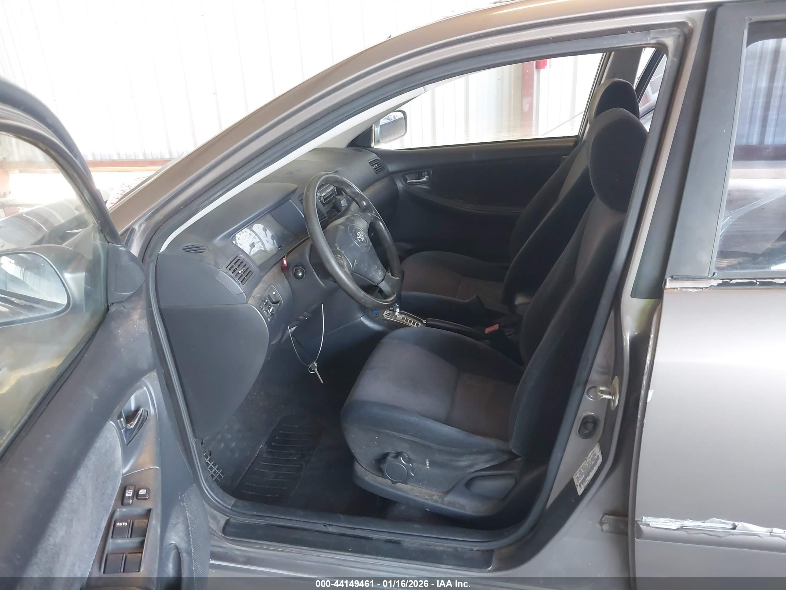TOYOTA COROLLA image 5