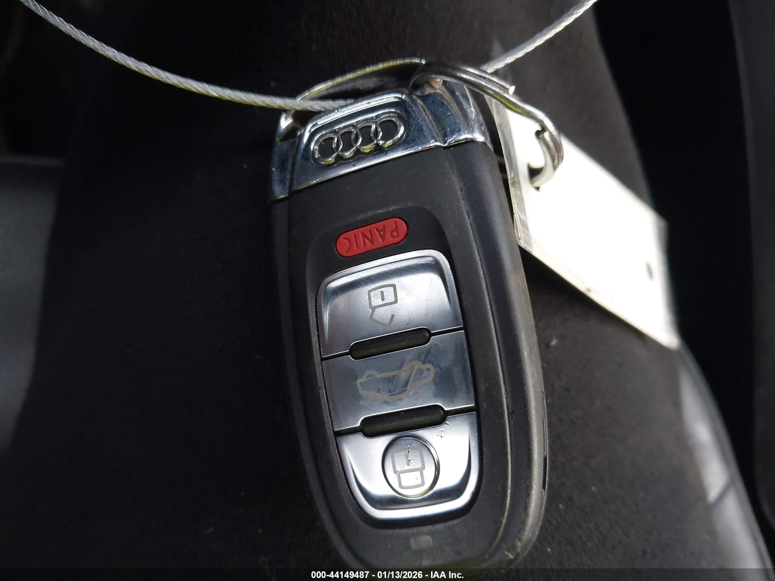 AUDI A4 image 11
