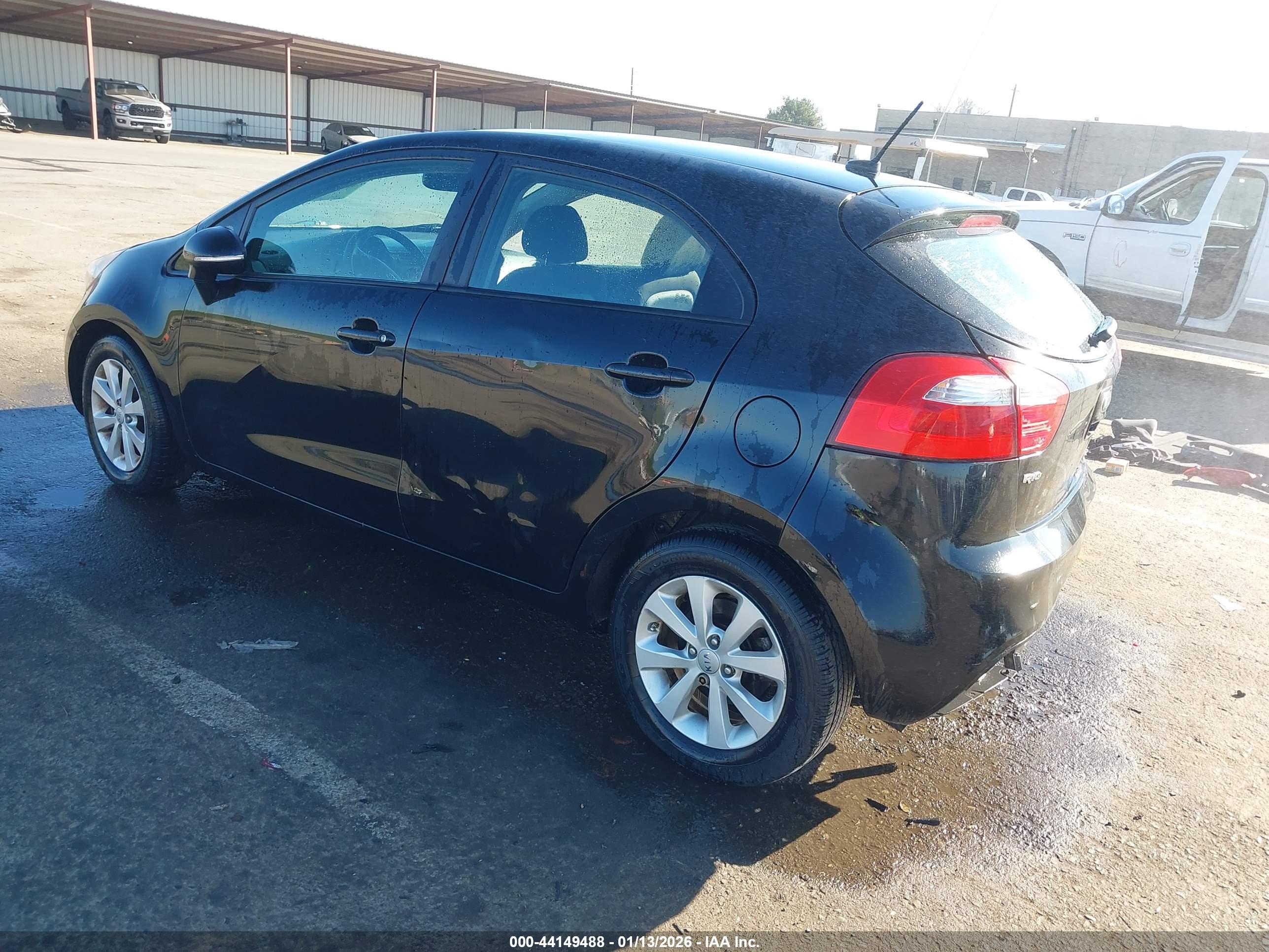 KIA RIO image 3