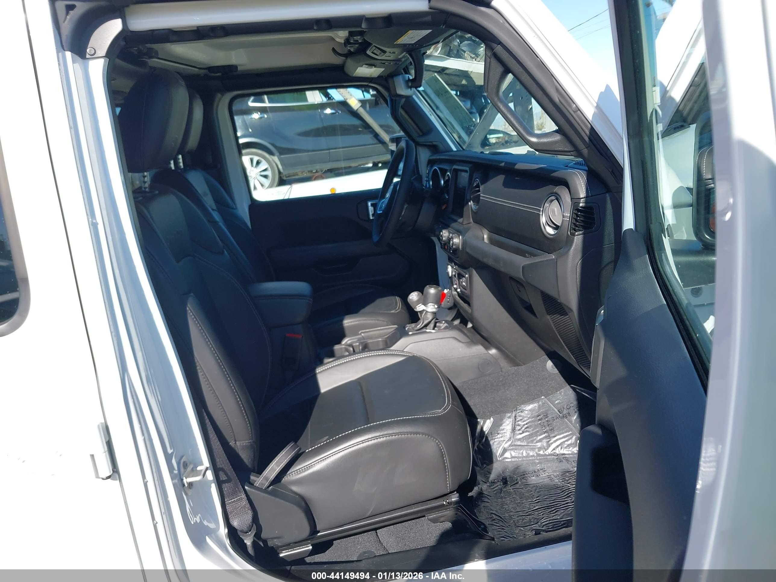 JEEP WRANGLER image 5
