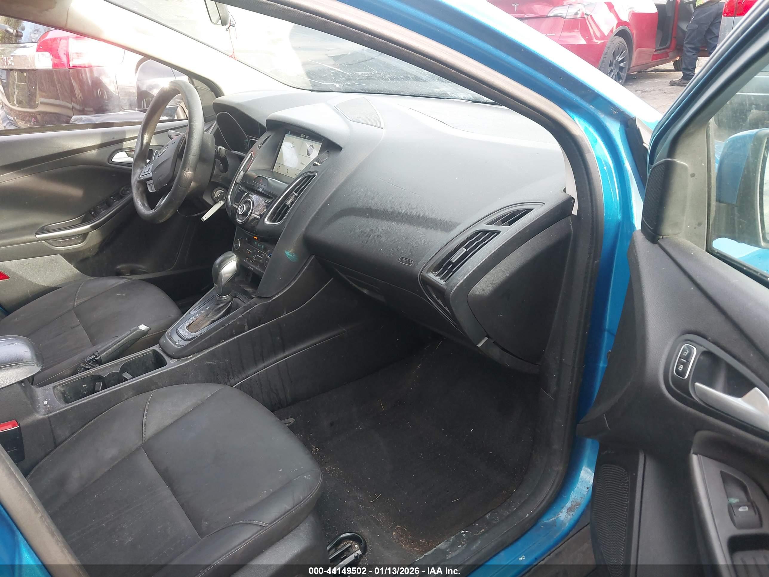 FORD FOCUS image 5