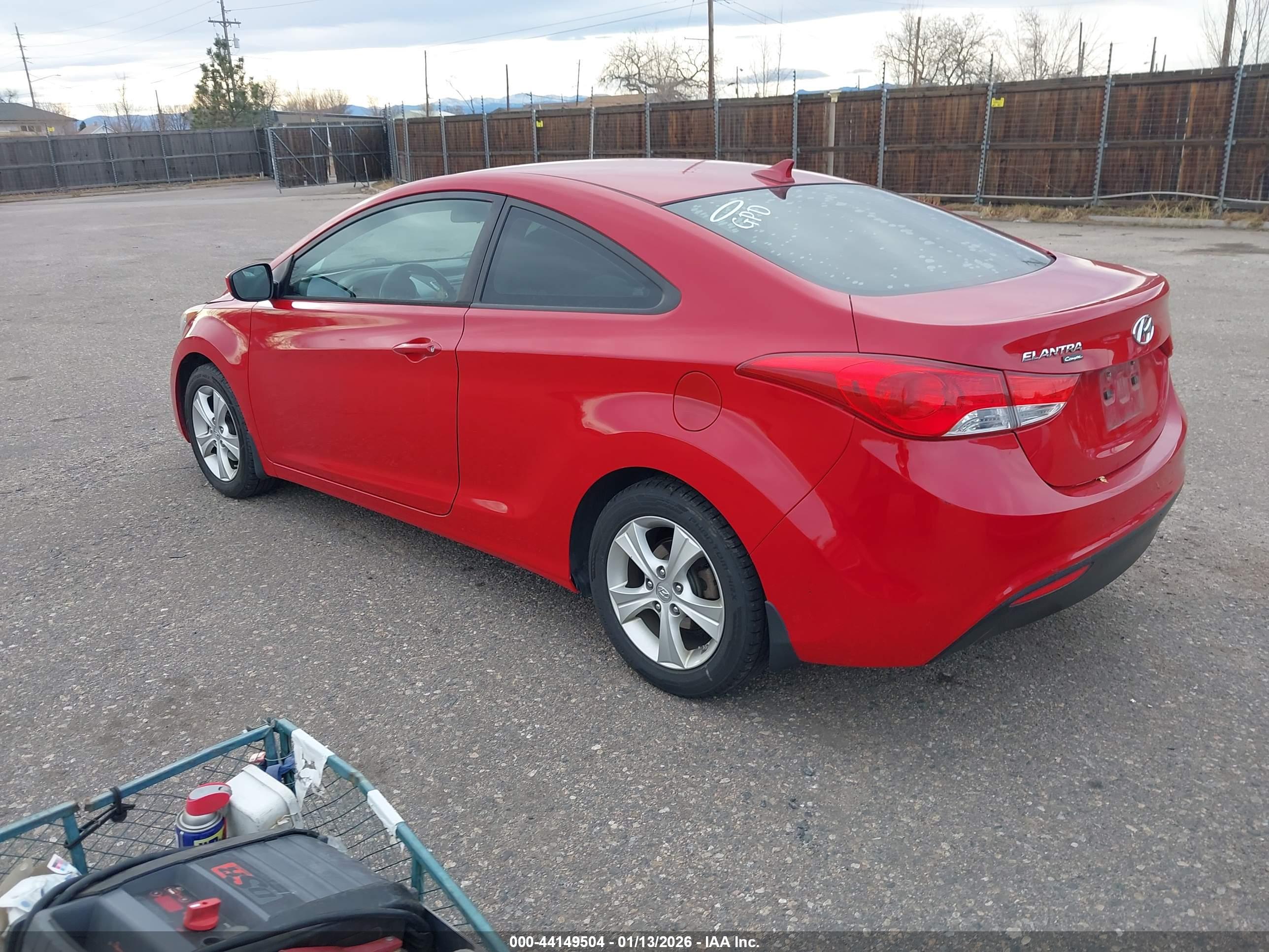 HYUNDAI ELANTRA image 3