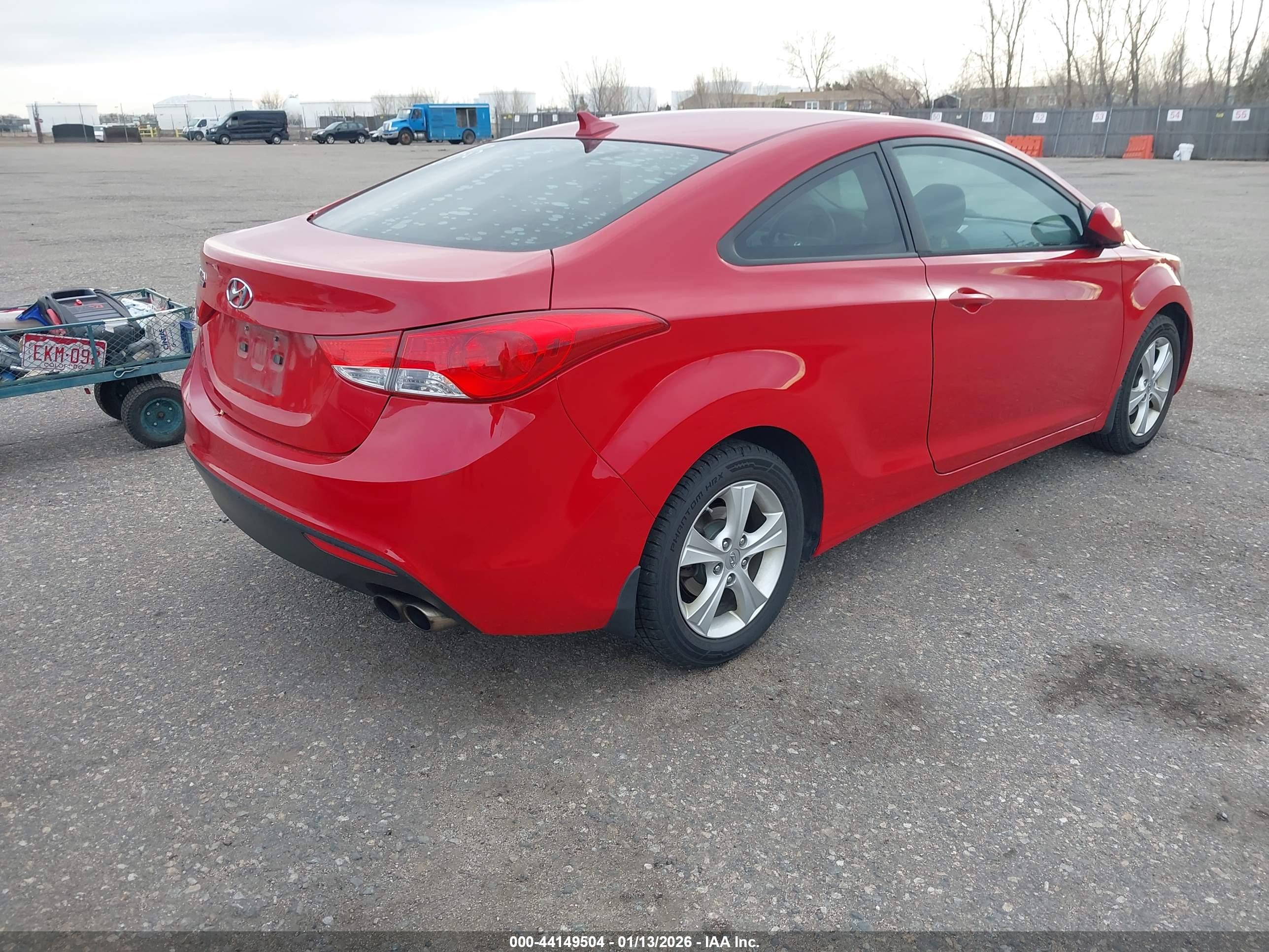 HYUNDAI ELANTRA image 4