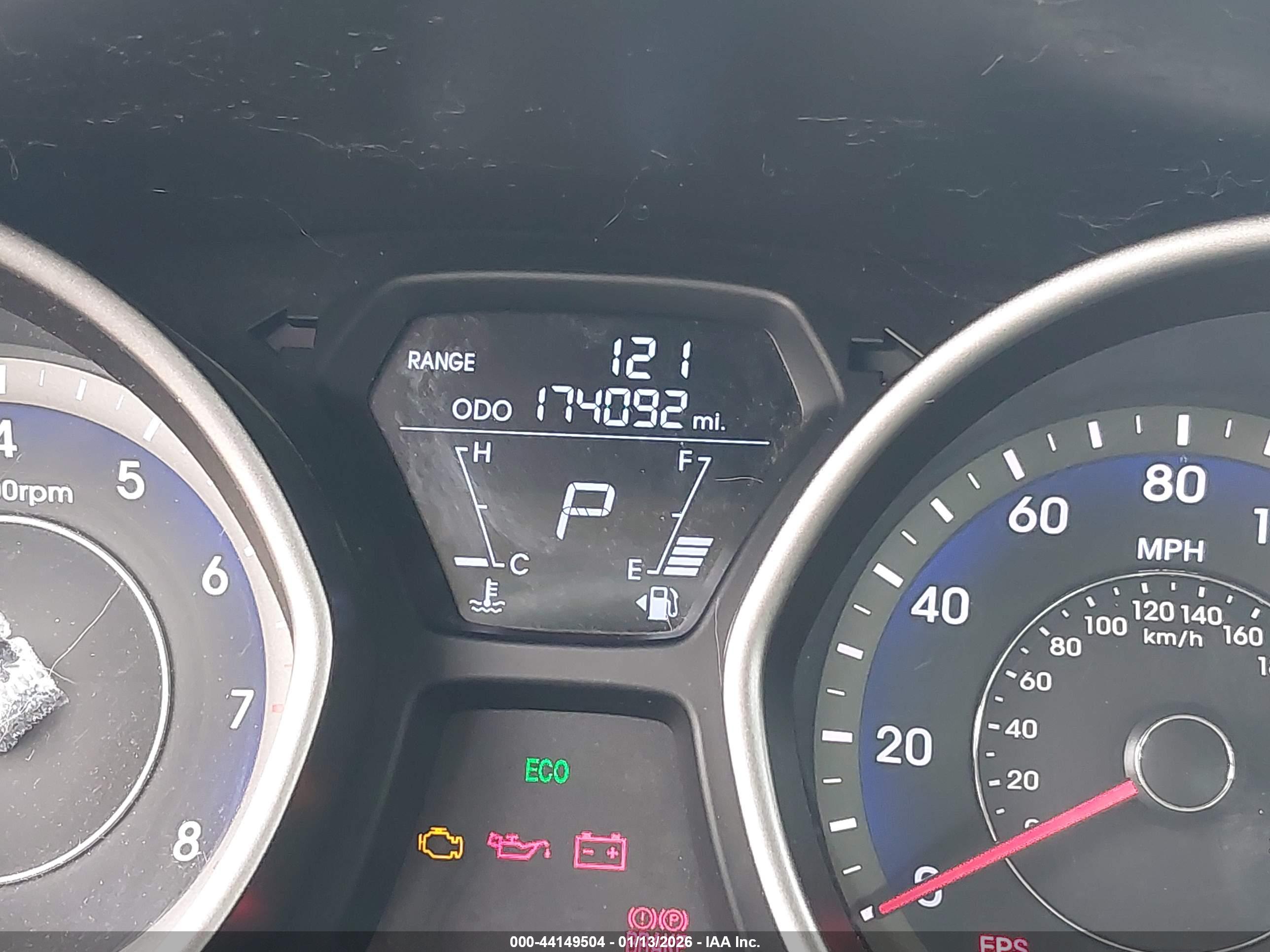 HYUNDAI ELANTRA image 7