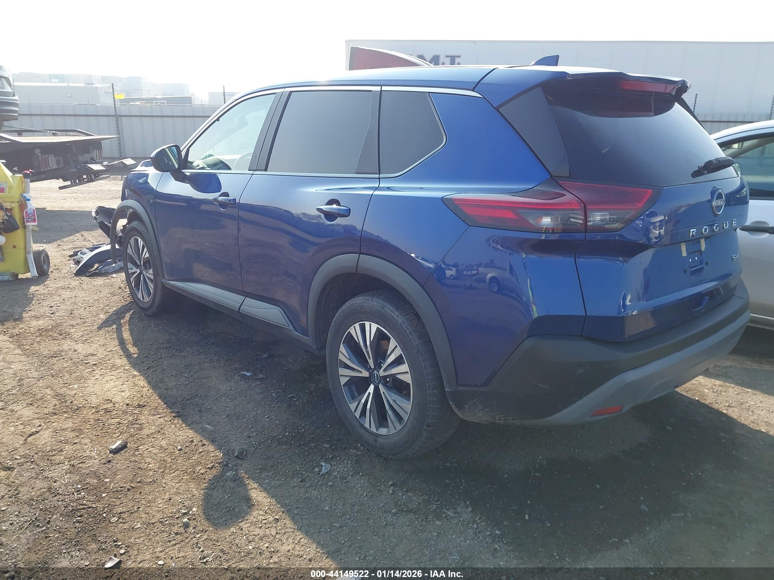 NISSAN ROGUE image 3