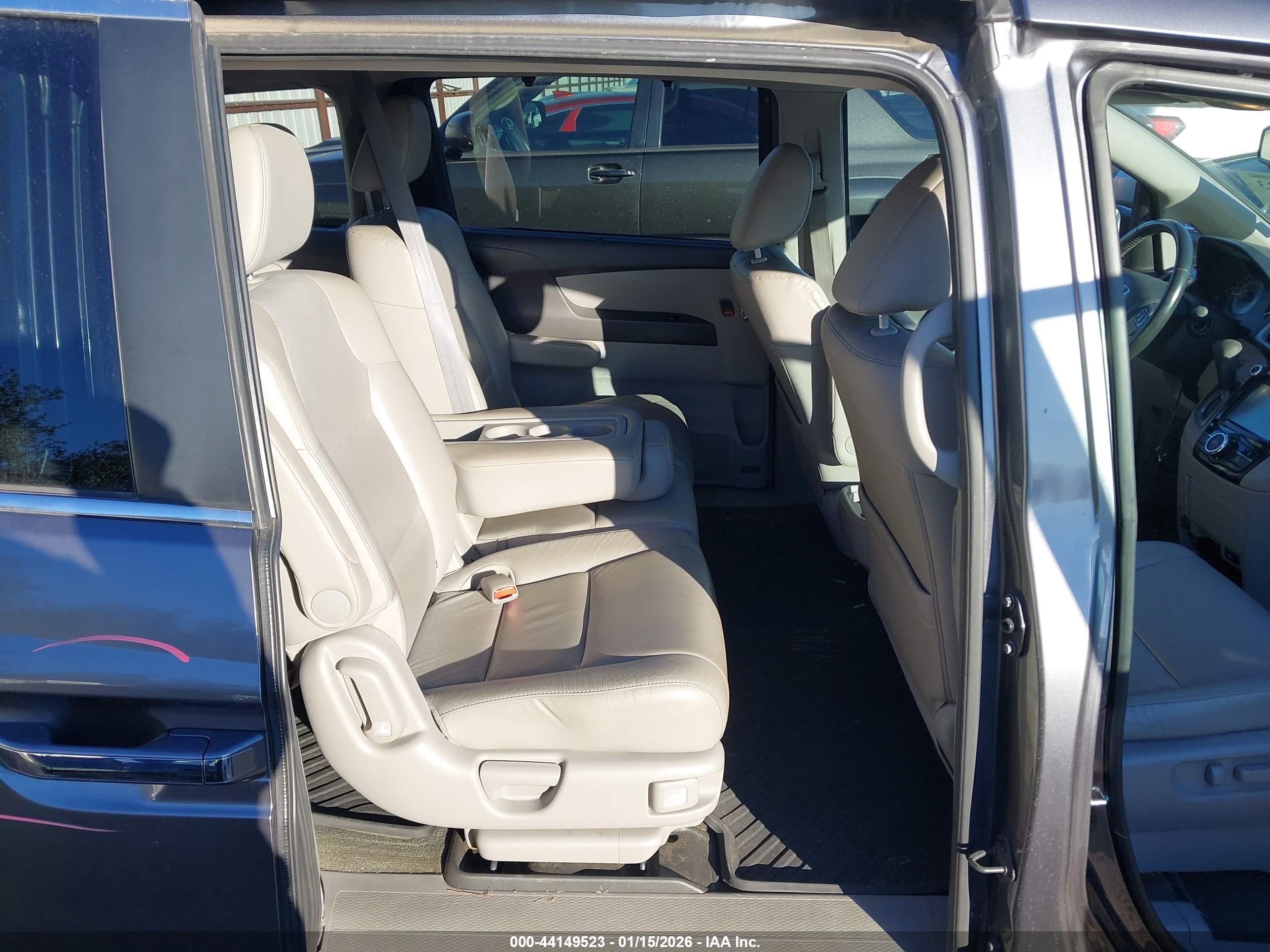 HONDA ODYSSEY image 8