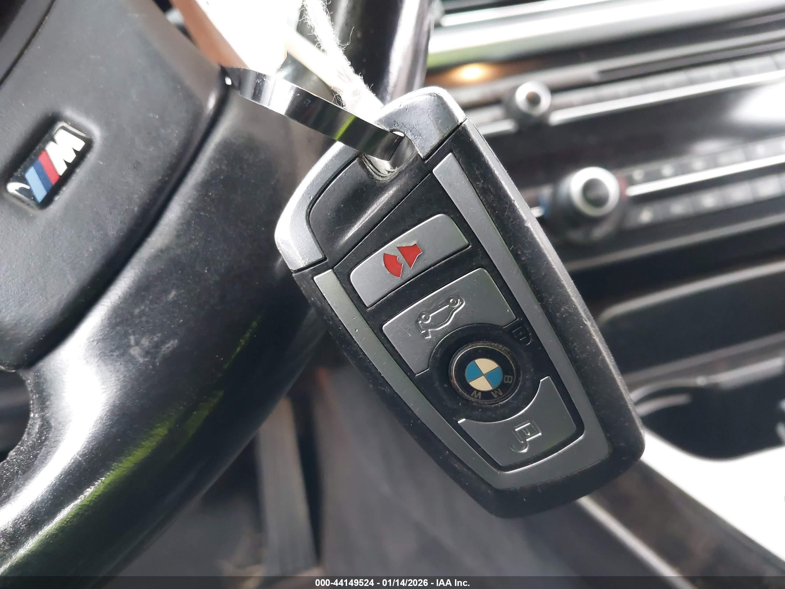 BMW 650I image 11
