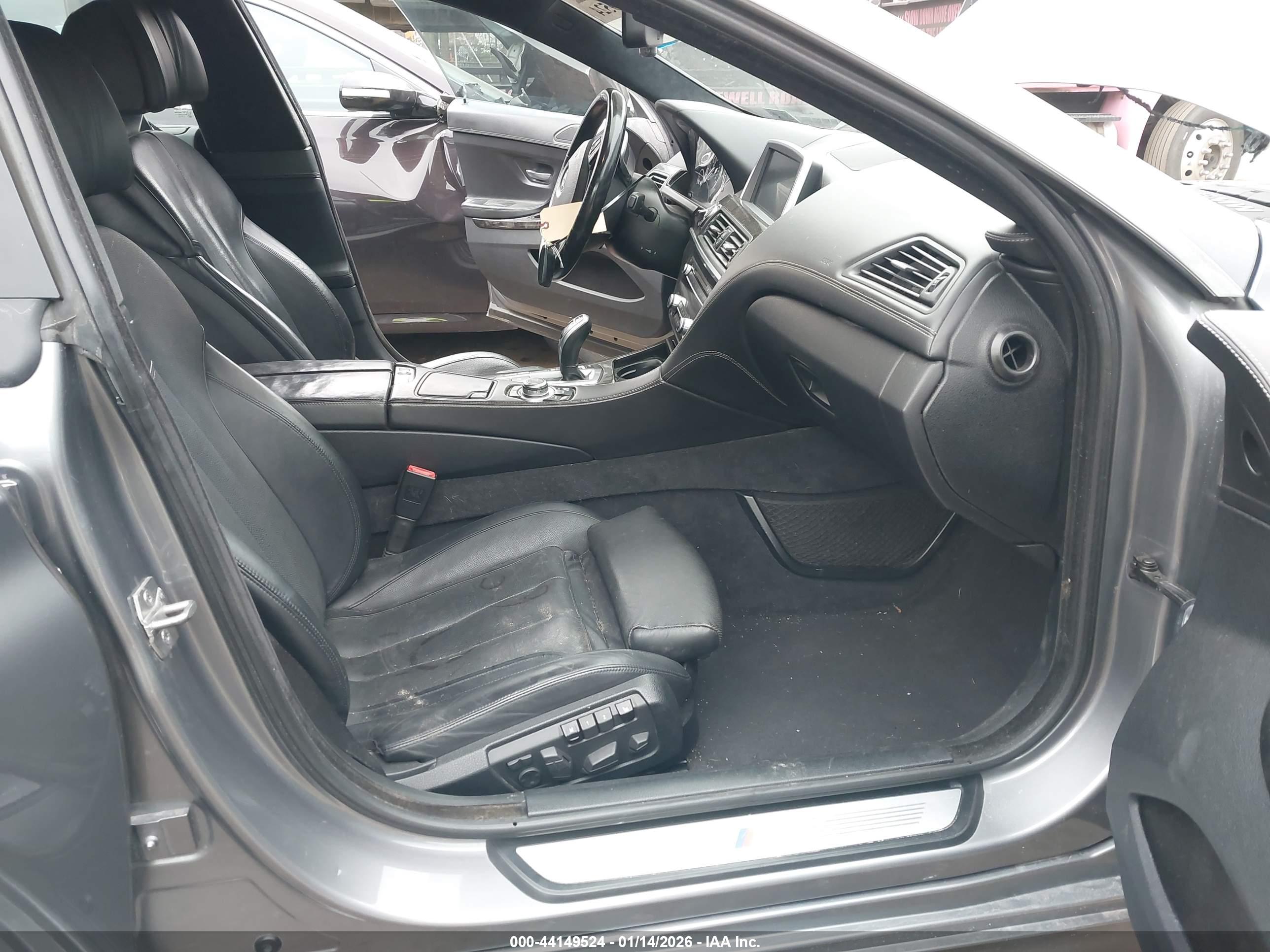 BMW 650I image 5