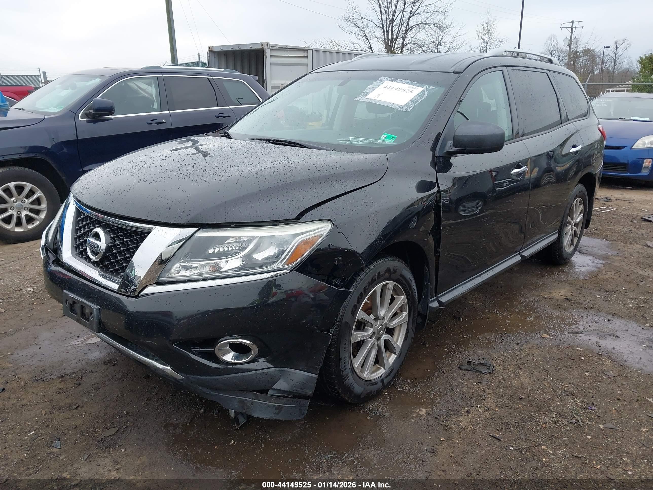 NISSAN PATHFINDER image 2